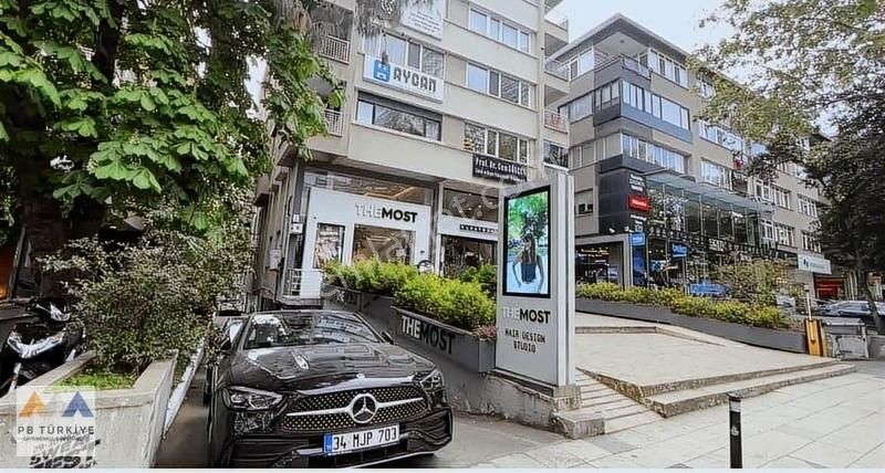 Bağdat Caddesi Üzerinde Müstakil Girişli, İş Yeri Tapulu 3+1 Boş