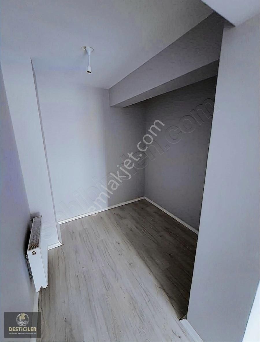 Çy-56 Desticiler'den 3+1 Şarhöyük Büyük Park Yakını Geniş Daire