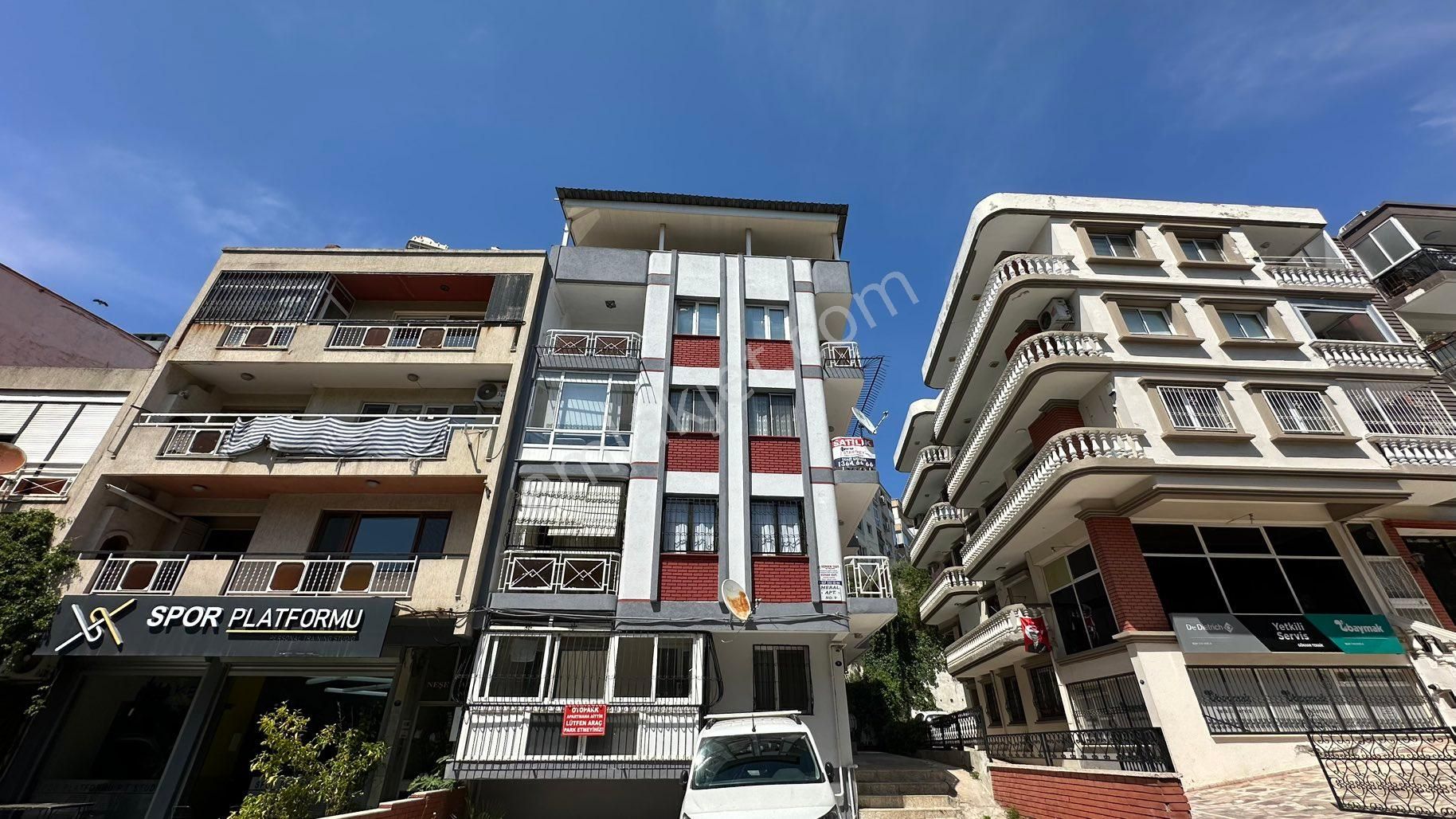 Esenyalı Mh İnönü Caddesi 4+1 196 M2 Satılık Daire