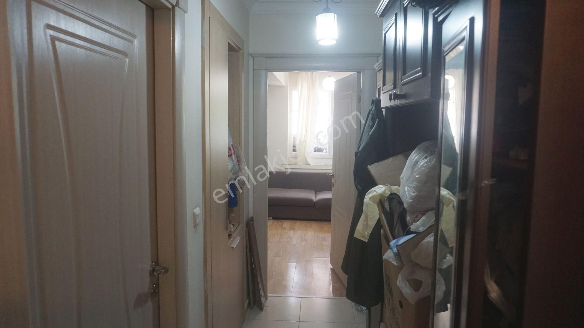 Çiğli K.çiğli De 1+1 Acık Mutfak Satılık Daire Çiğli Serkan Dan