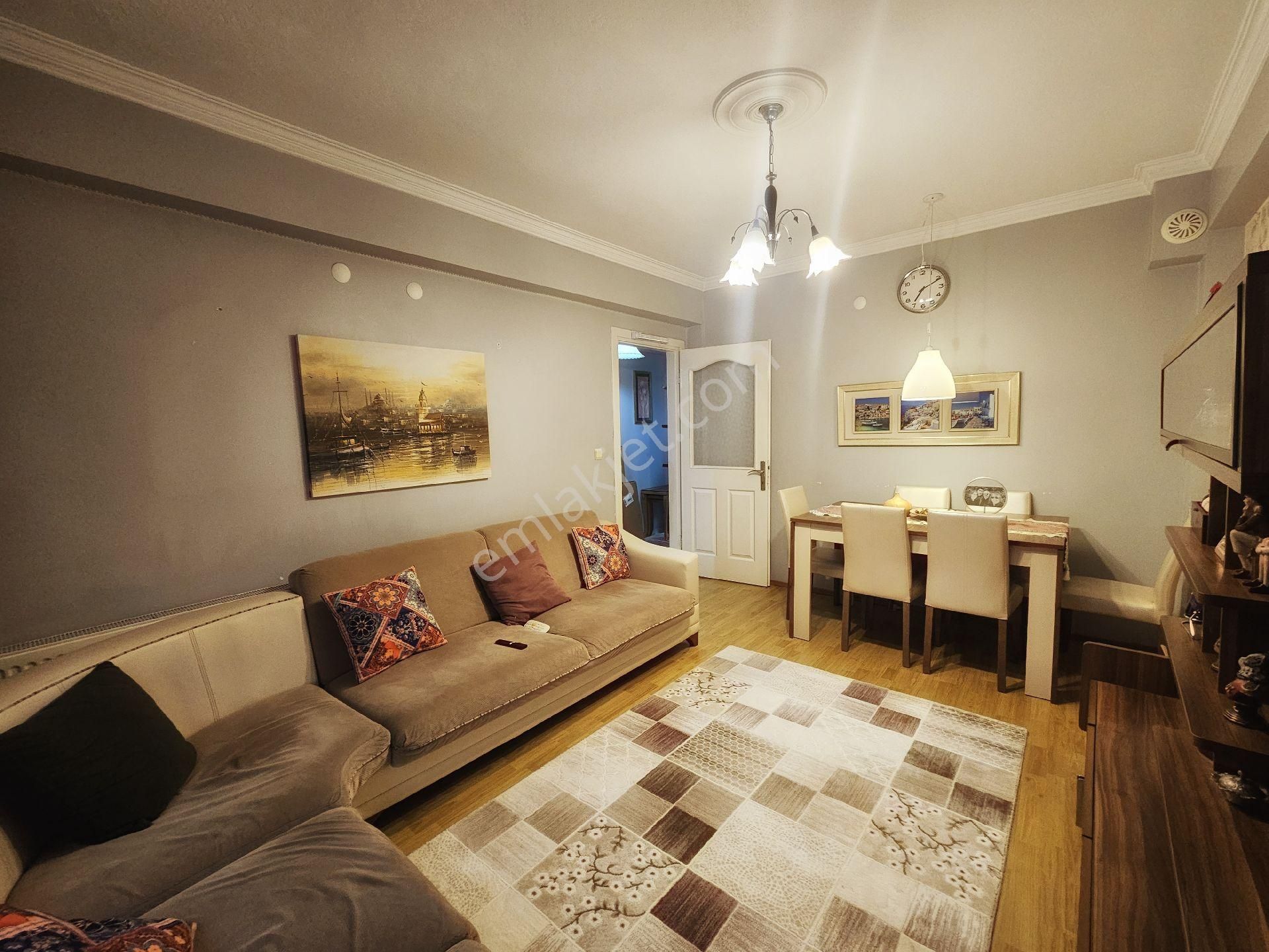 Vip Gayrimenkul'den Nergis De Satılık 2+1