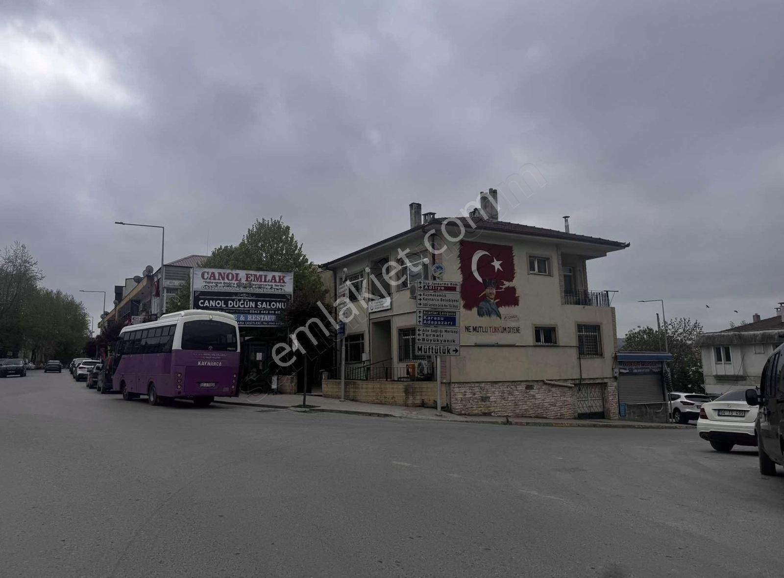 Sakarya Kaynarca'da Satılık Konut+ticari İmarlı 560 M2 Arsa