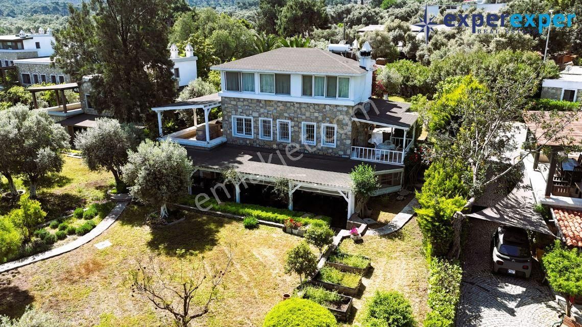 Bodrum Gölköy Butik Sitede Satılık Büyük Bahçeli Müstakil Villa
