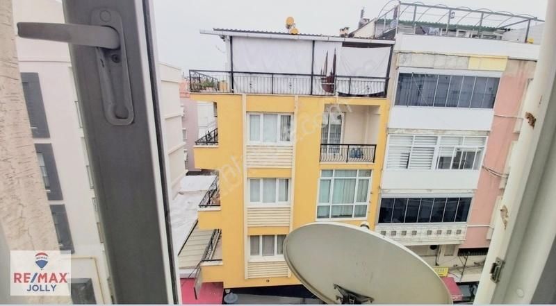 Şirinyer Efeler Mah. Forbes Cad. İzban Yakını Satılık 3+1 Daire