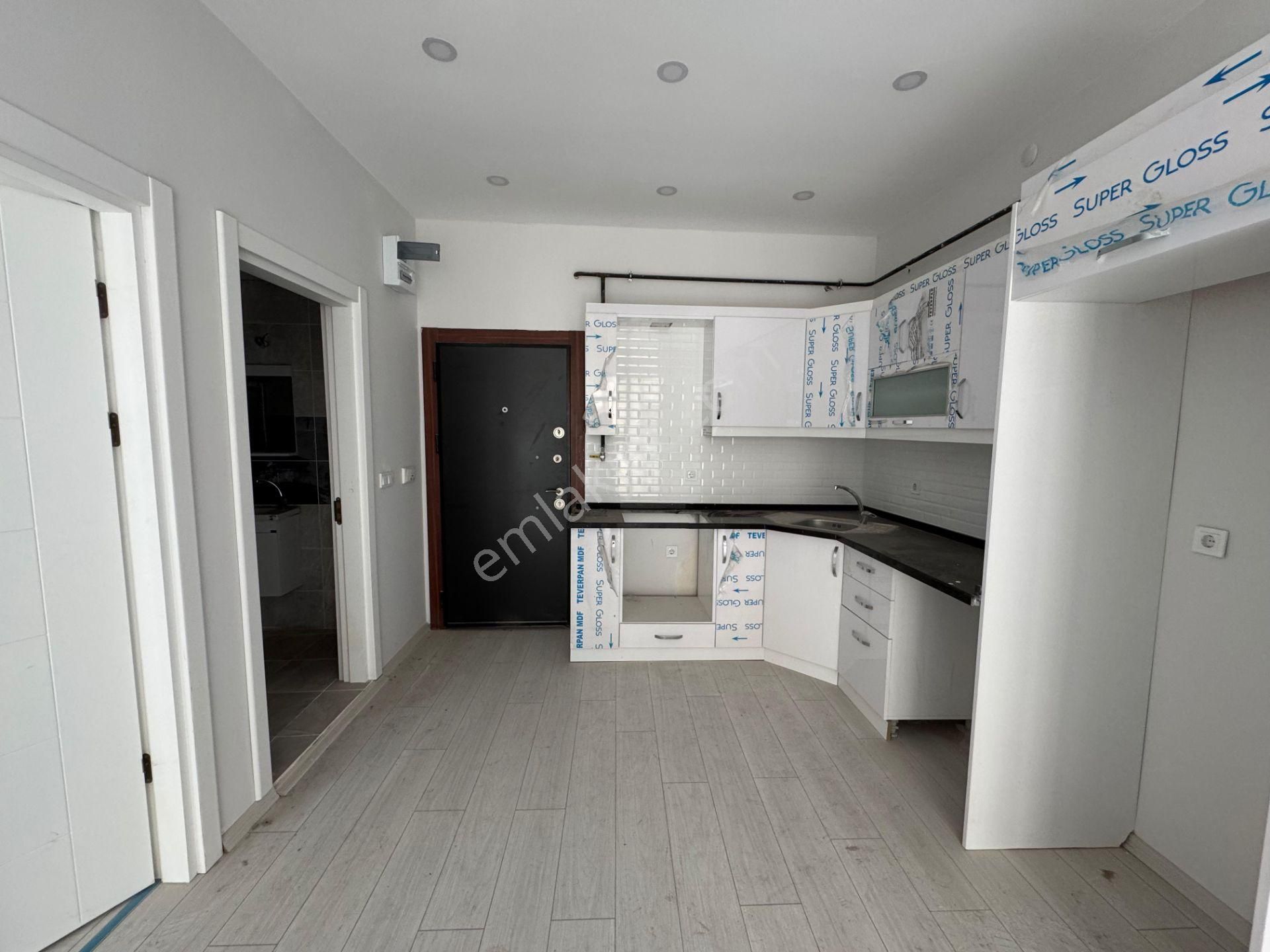 Karakaş Mahallesi Vilayet Mevkii Kiralık 1+1 Arakat Sıfır Daire