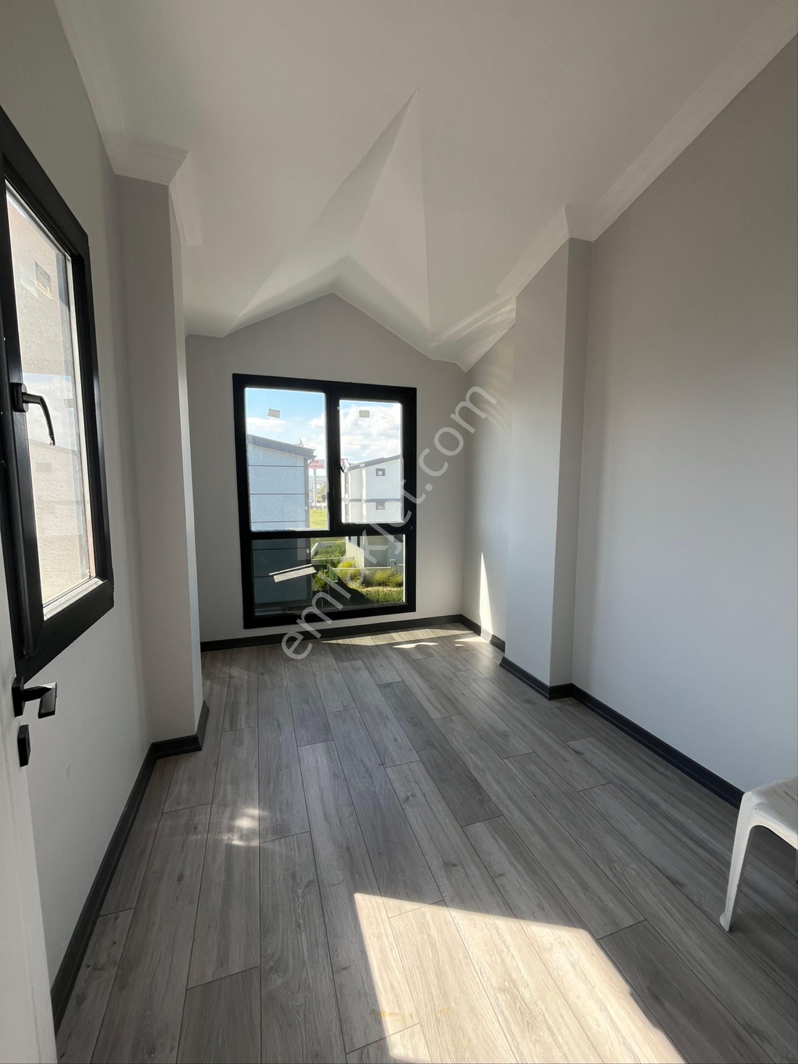 Ata Gayrimenkul,den Denize Yürüme Mesafesinde 4+1 Lüks Villa - Görsel 23