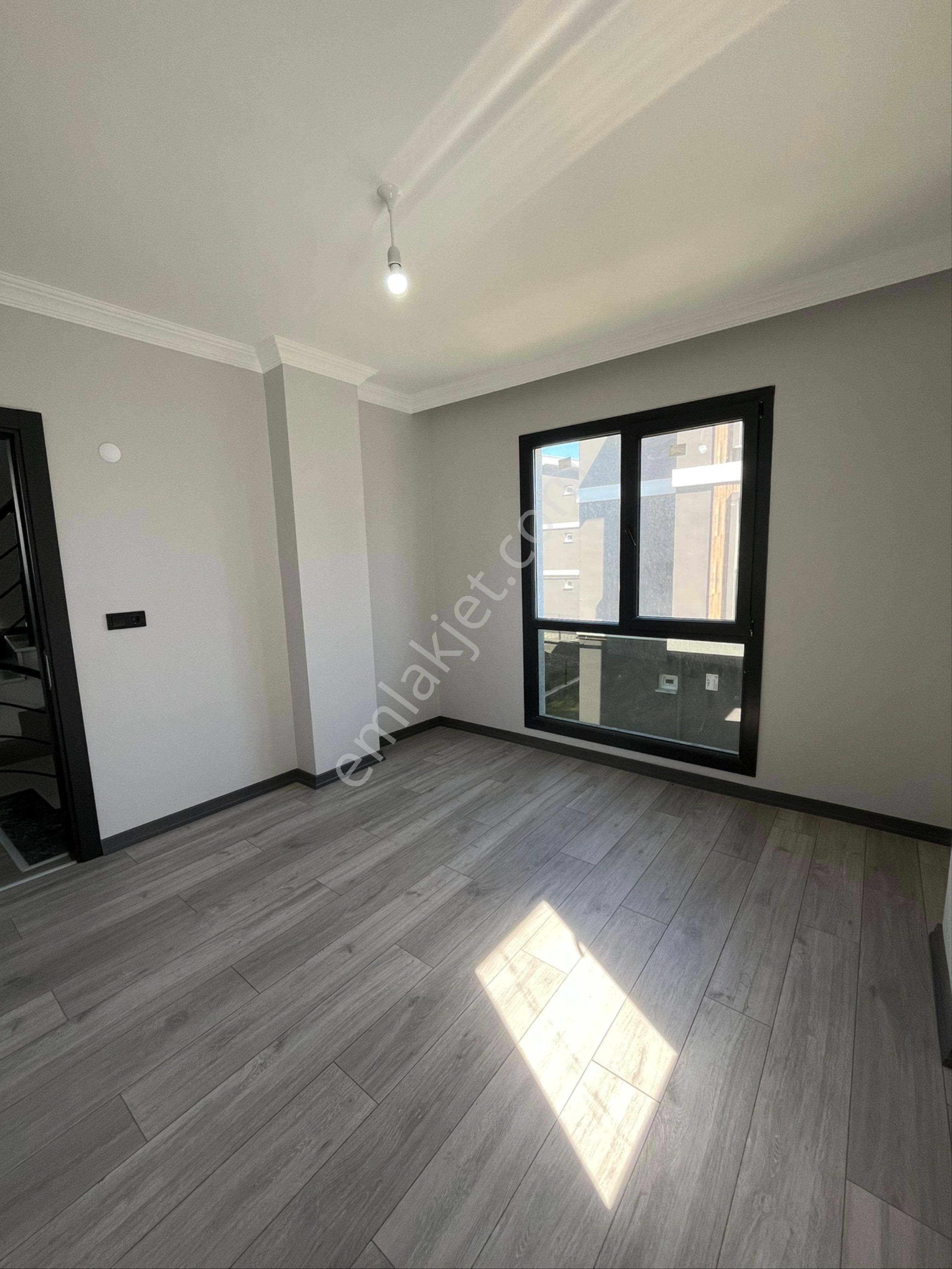 Ata Gayrimenkul,den Denize Yürüme Mesafesinde 4+1 Lüks Villa - Görsel 14