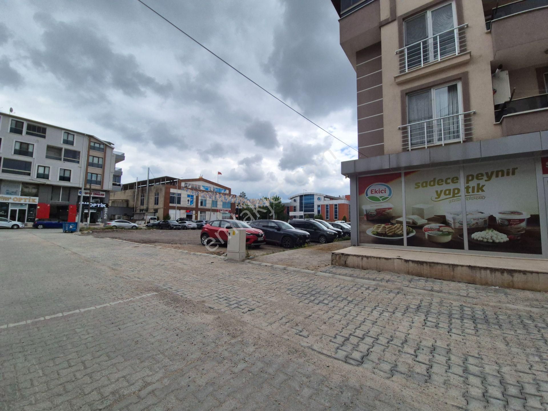 Eskidji’den Kartepe De 310 M2 Kiralık Dükkan