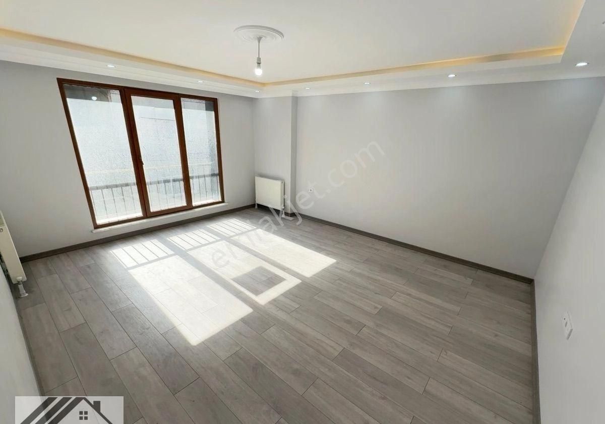 Lale Yapı'dan İ.paşa Mah 3+1 125m² Mükemmel A-plas Ara Kat Daire