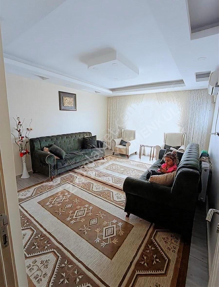Pazaryeri'nde Satılık Arsa Tapulu Ara Kat 3+1 Daire