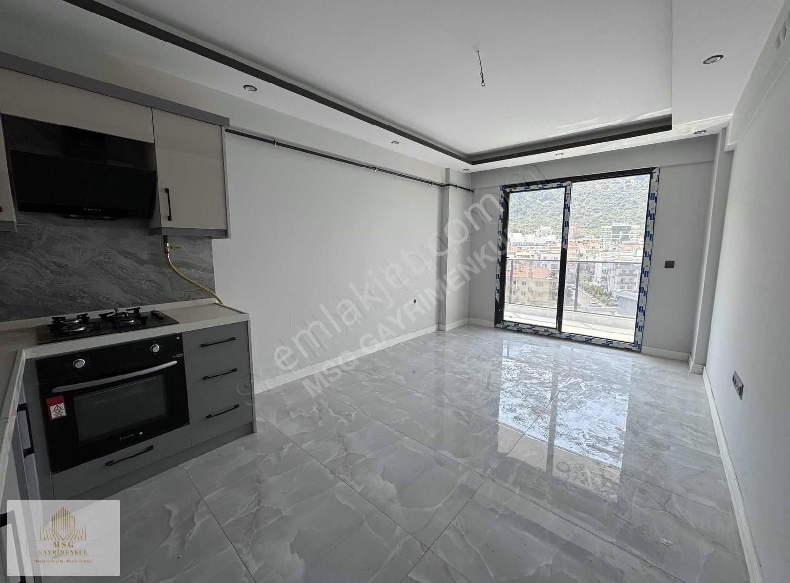 Msg'den Sıfır Binada Dağ Manzaralı Ferah 1+1 Kiralık Daire