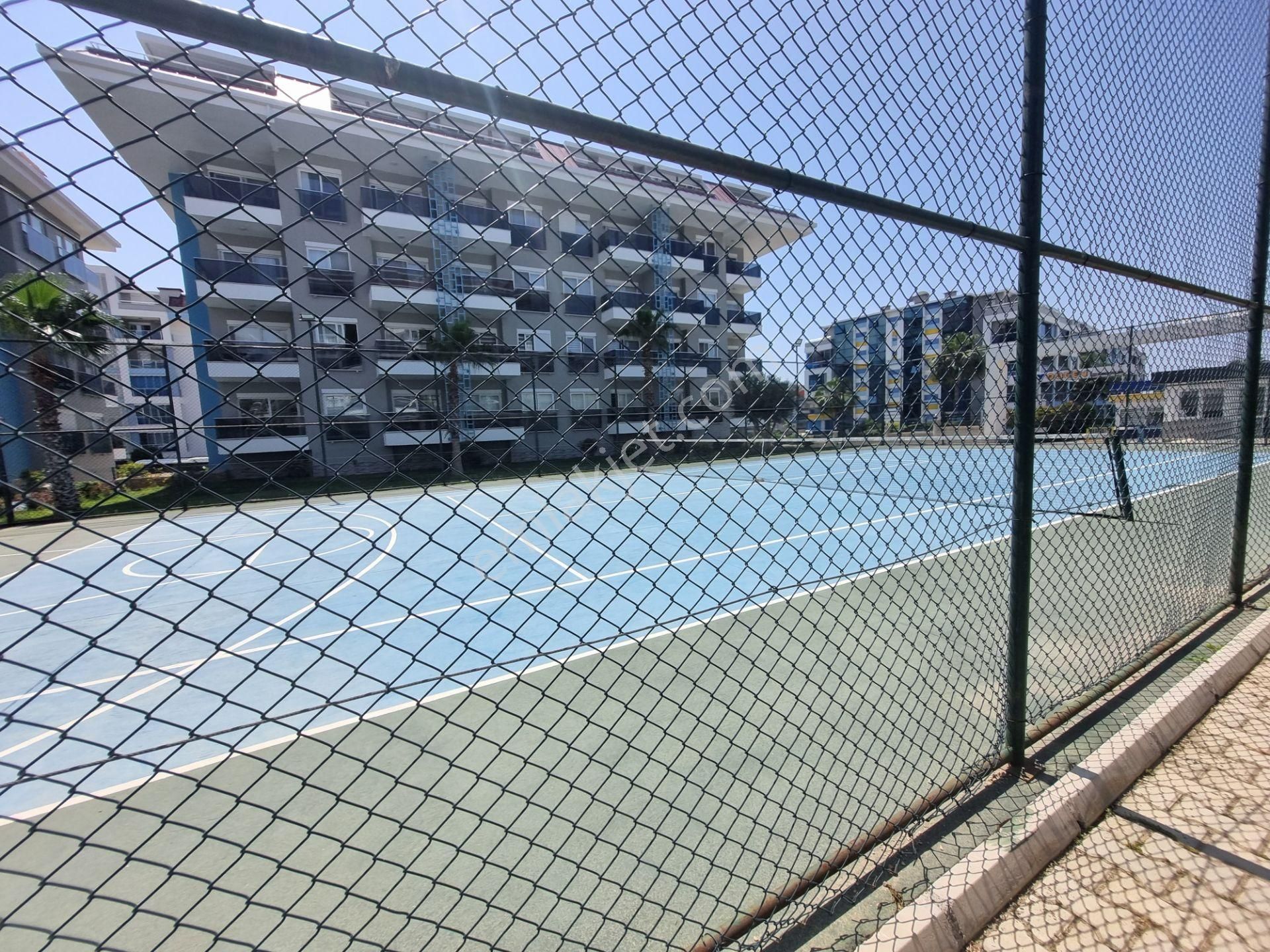 Kestel Mahallesi’nde Lüks Site İçerisinde Satılık Sıfır 1+1 Daire.