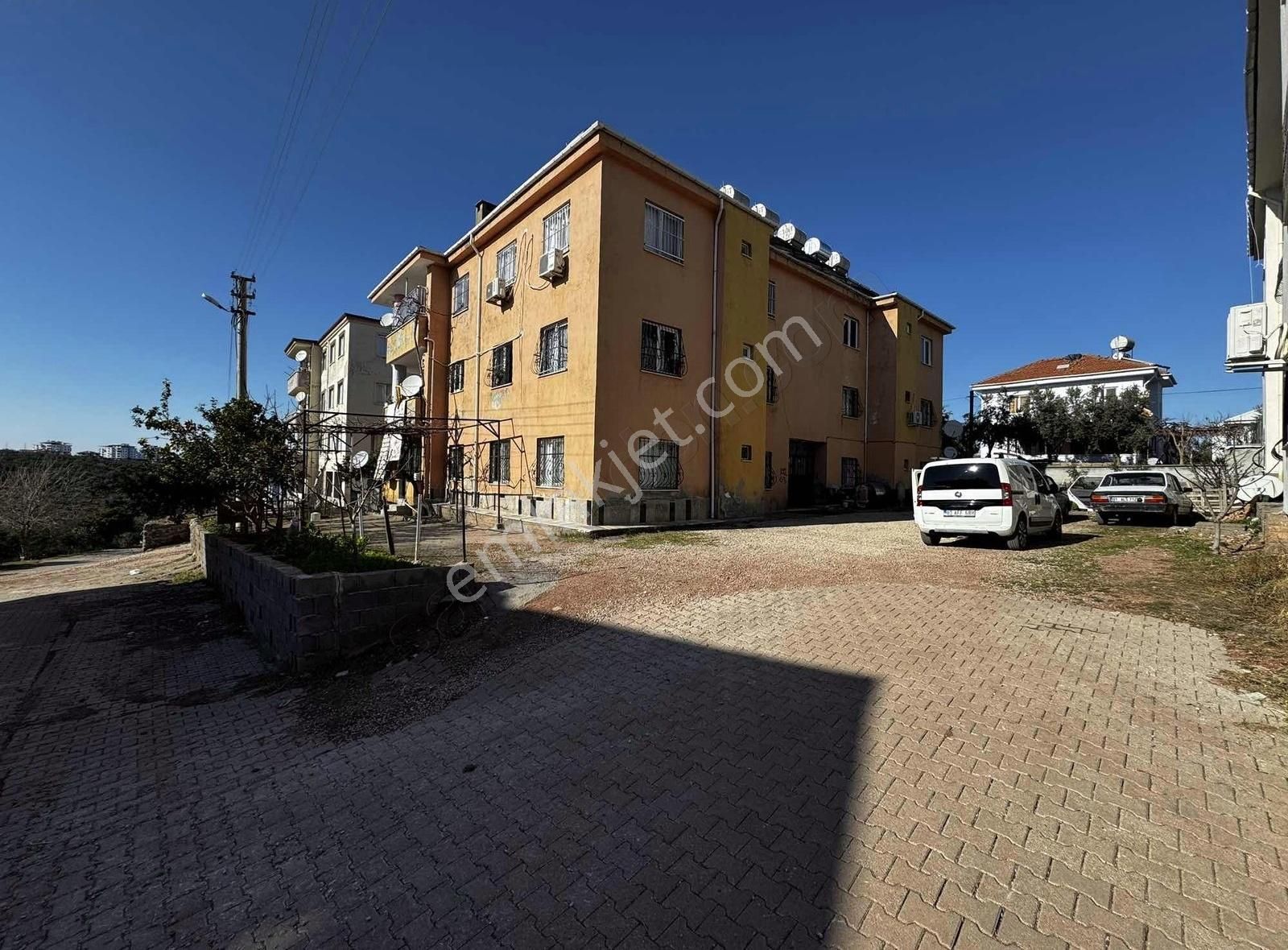 Agâh Yatırım Atakent Vilların'da Kiralık 4+1 Daire