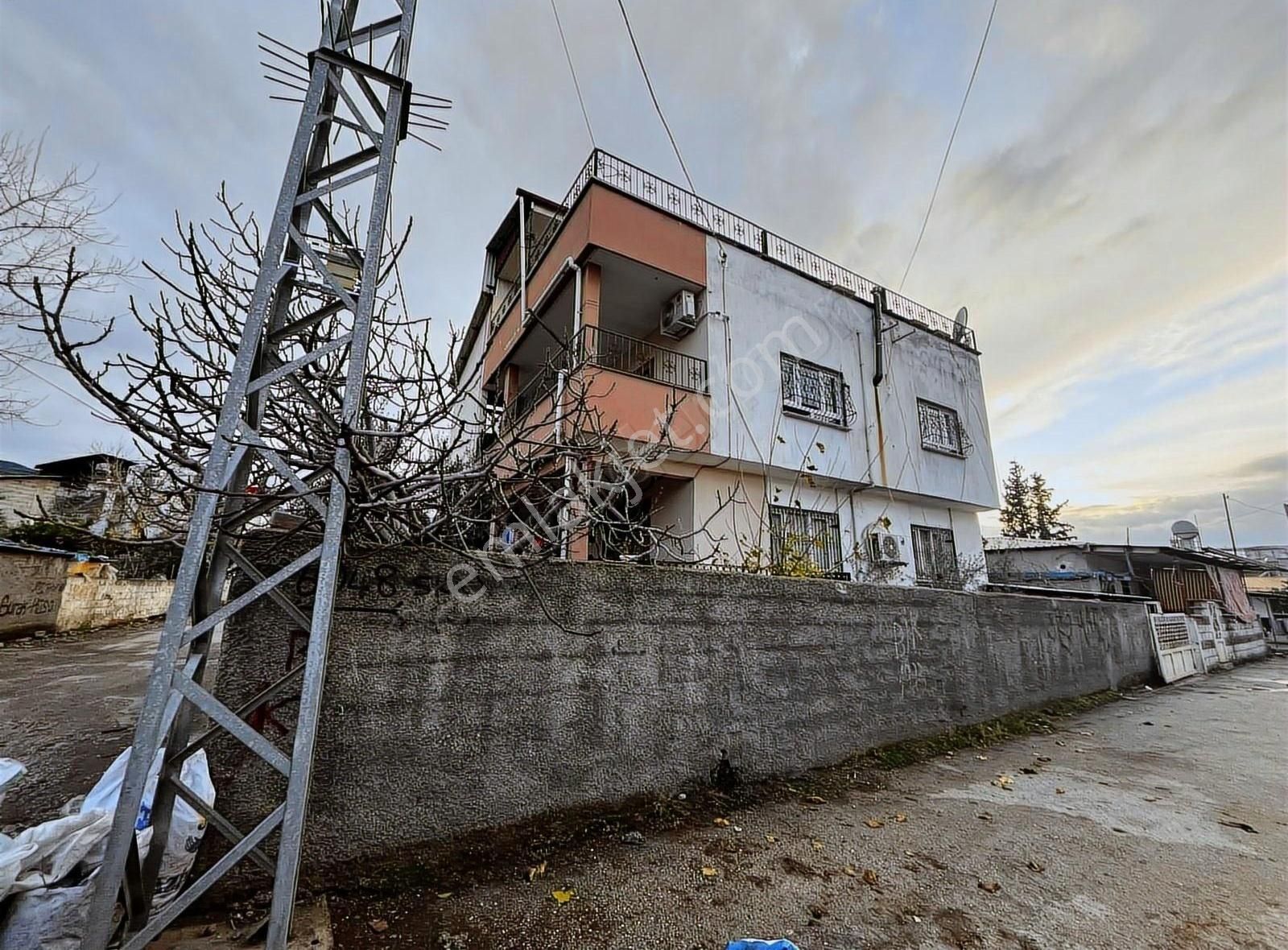 Agâh Yatırımdan Karaçay Mahallesinde Satılık Müstakil Ev