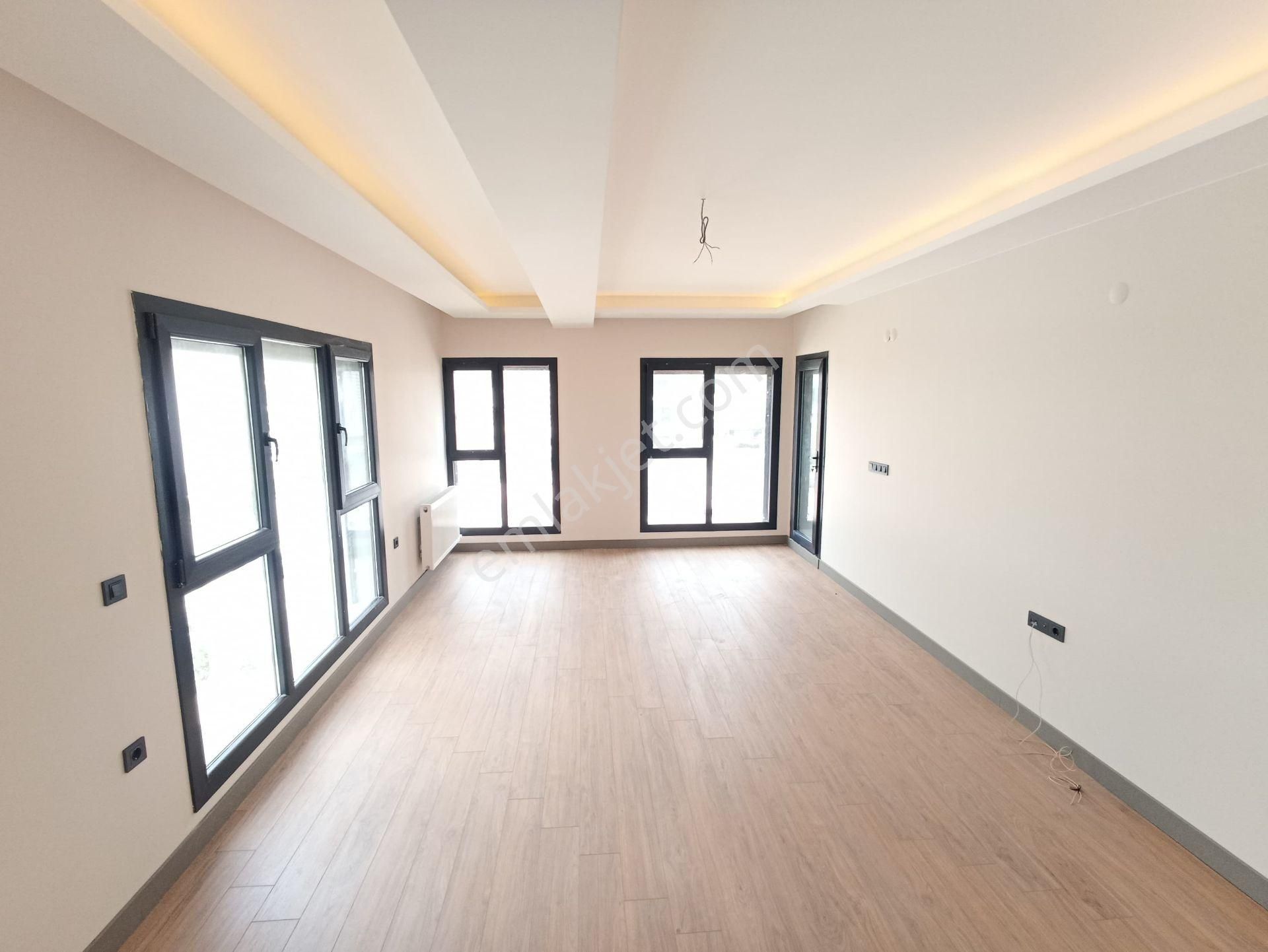 Menemen Koyunderede Havuzlu Lüx Sitede Sıfır 3+1 Daire N-19 - Görsel 6