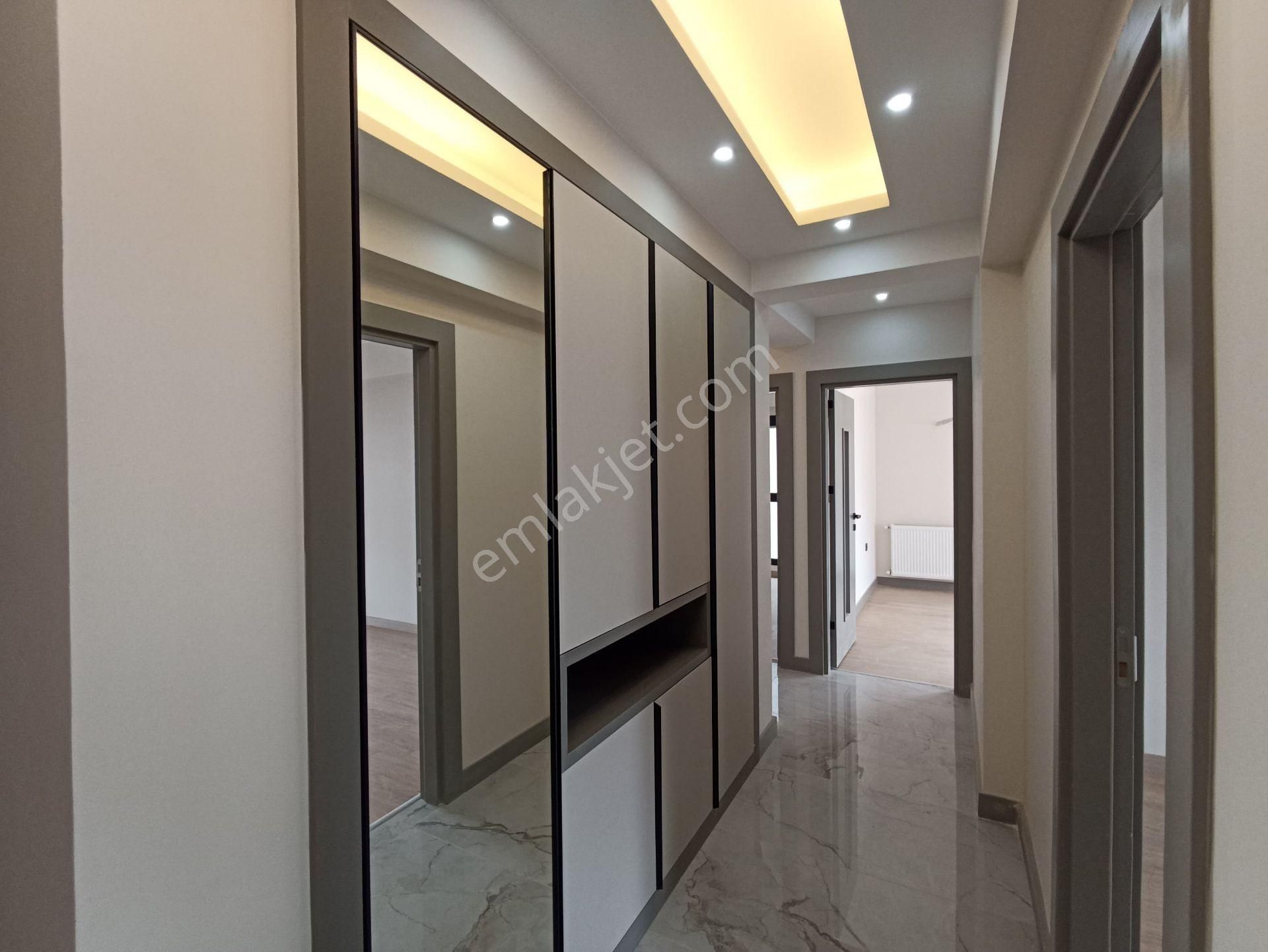 Menemen Koyunderede Havuzlu Lüx Sitede Sıfır 3+1 Daire N-19 - Görsel 19