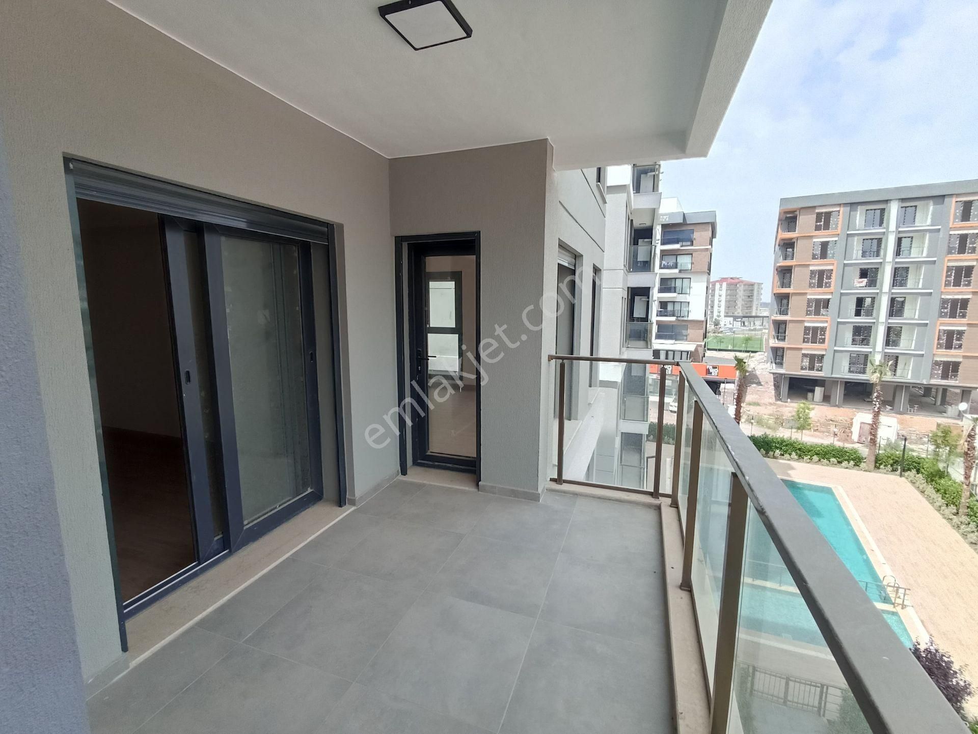 Menemen Koyunderede Havuzlu Lüx Sitede Sıfır 3+1 Daire N-19 - Görsel 10