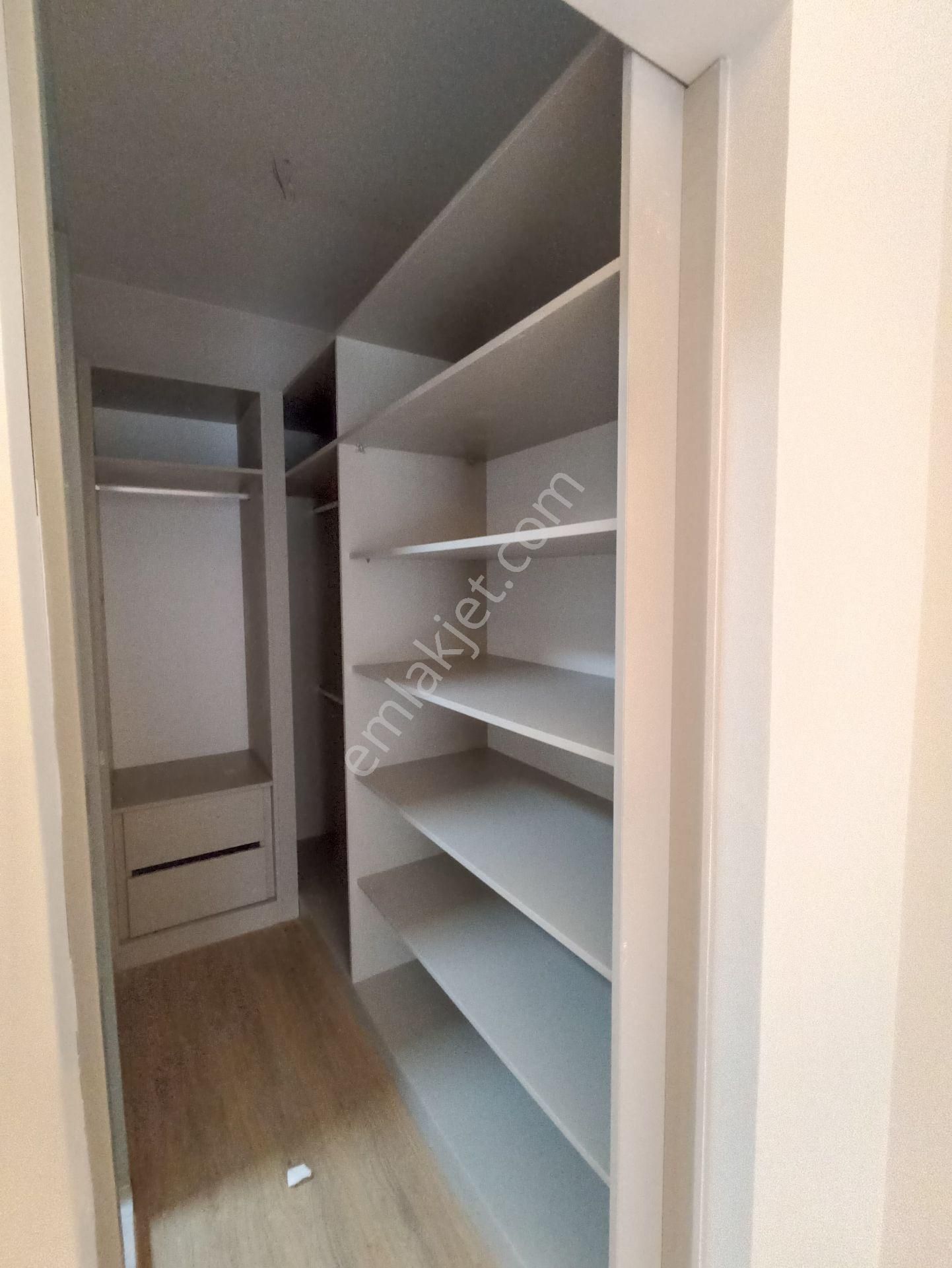 Menemen Koyunderede Havuzlu Lüx Sitede Sıfır 3+1 Daire N-19 - Görsel 17