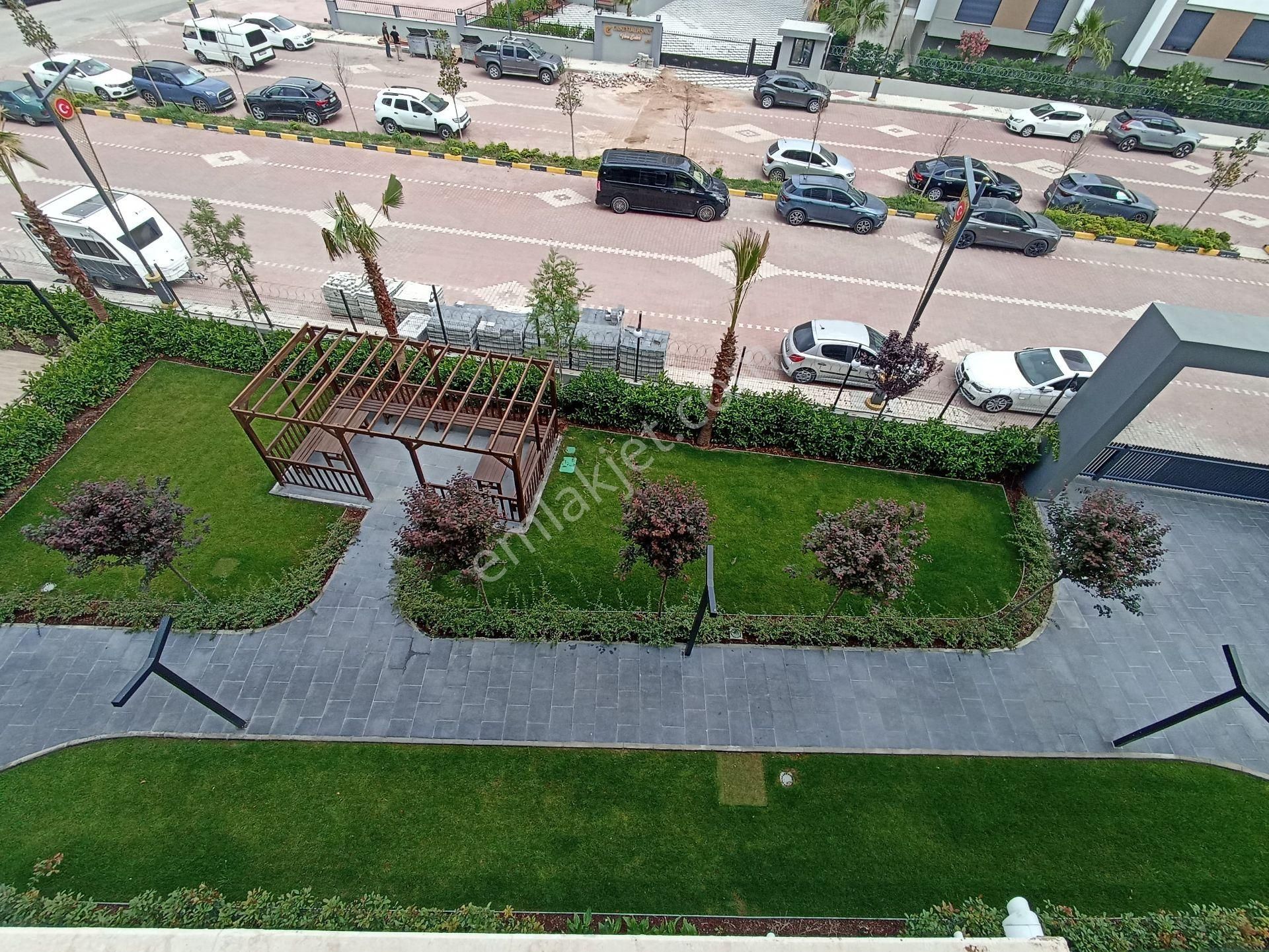 Menemen Koyunderede Havuzlu Lüx Sitede Sıfır 3+1 Daire N-19 - Görsel 26
