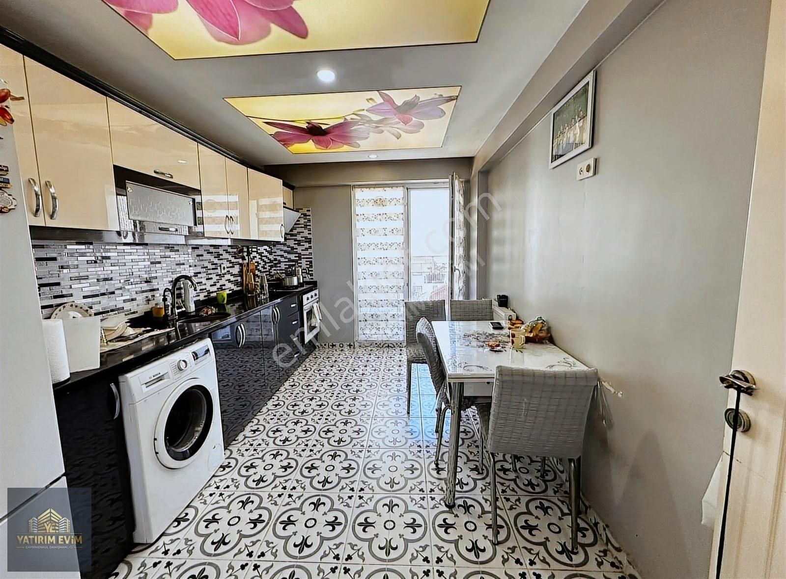 Güvenlikli Site İçinde Havuz Cephe İskanlı Kombili 3+1 - Görsel 17