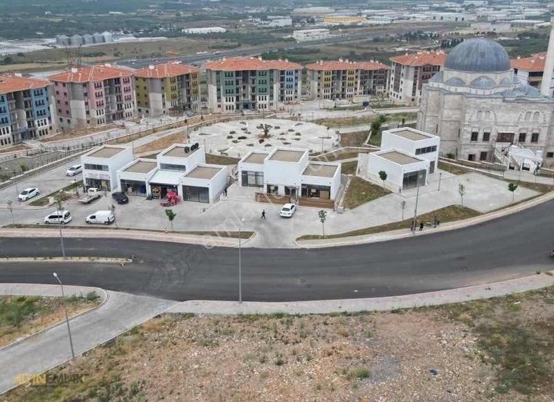 Kemalpaşa Toki De Satılık Dükkan 2.000 Konutlu Bir Projede