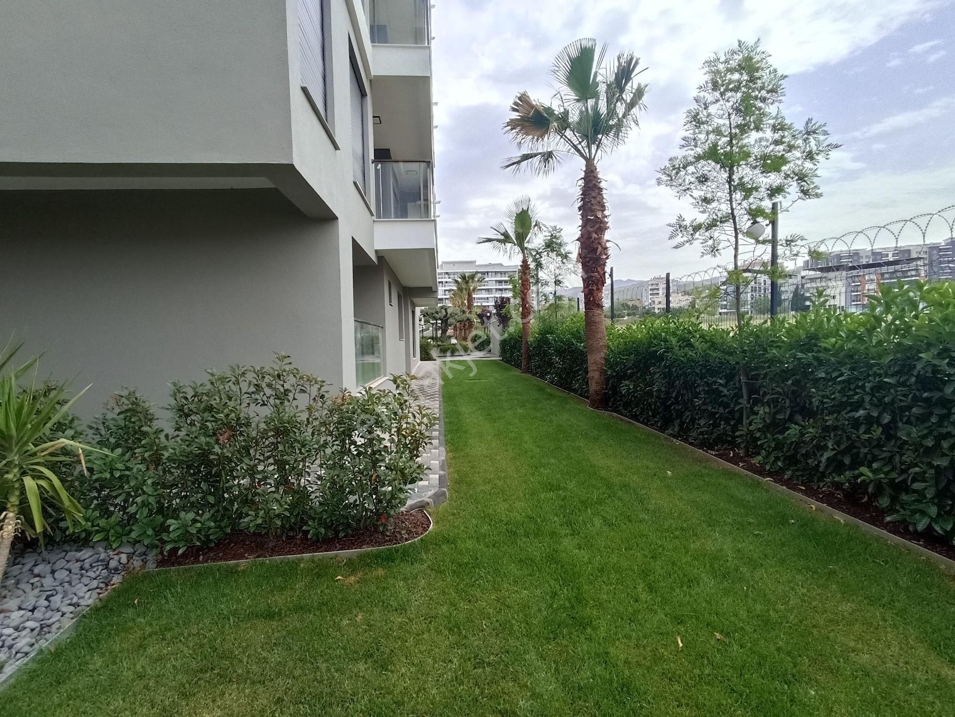 Menemen Koyunderede Havuzlu Lüx Sitede Arakat 3+1 Daire L-24 - Görsel 22