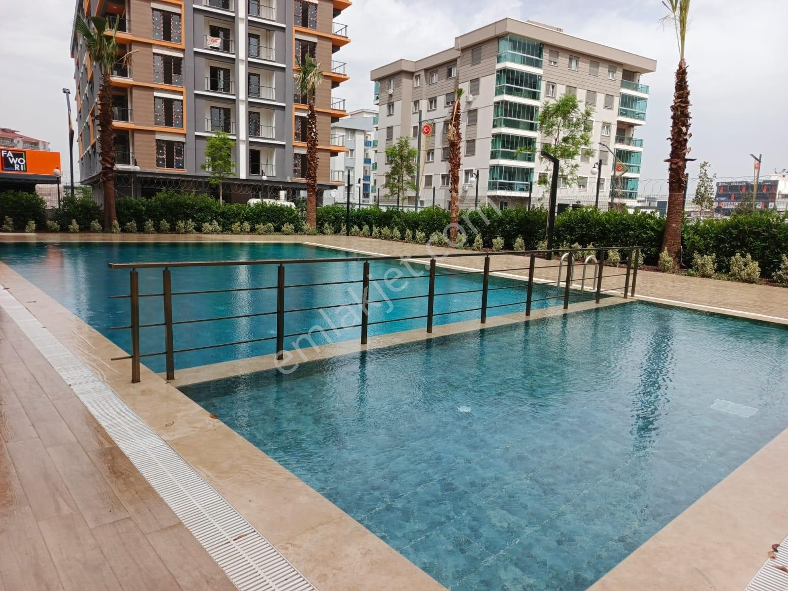 Menemen Koyunderede Havuzlu Lüx Sitede Arakat 3+1 Daire L-24 - Görsel 19