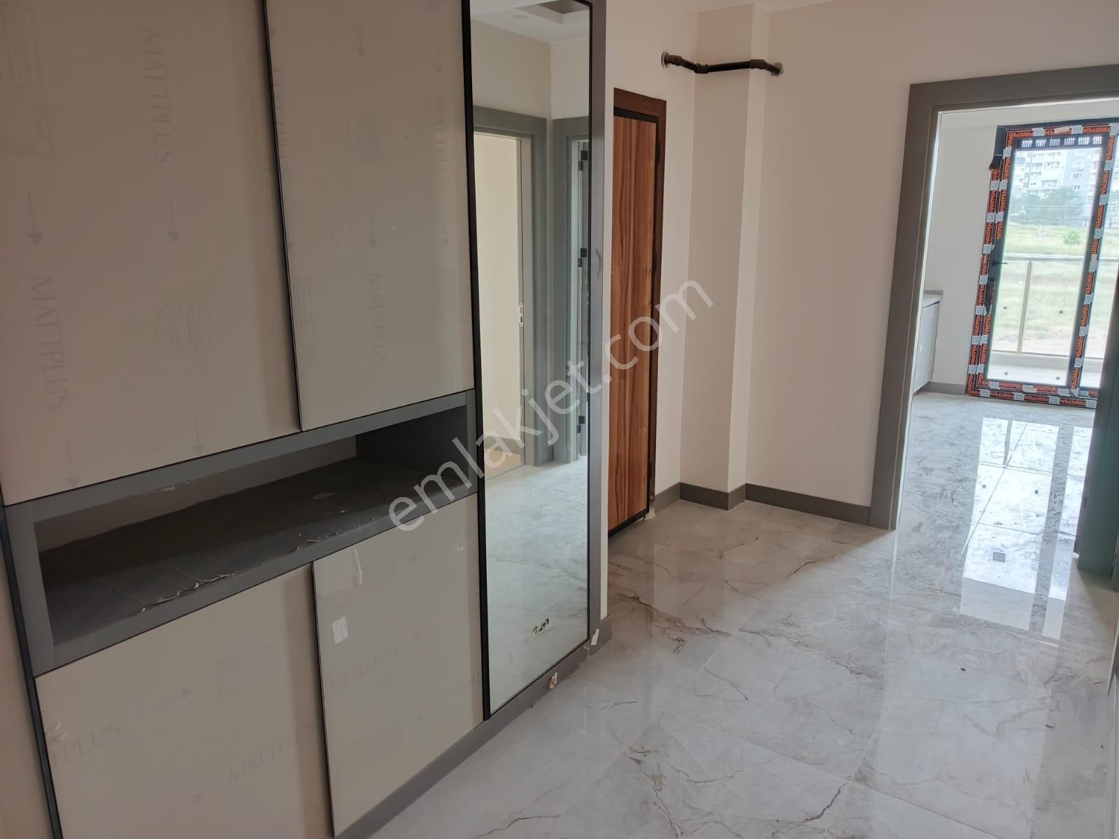 Menemen Koyunderede Havuzlu Lüx Sitede Arakat 3+1 Daire L-24 - Görsel 10