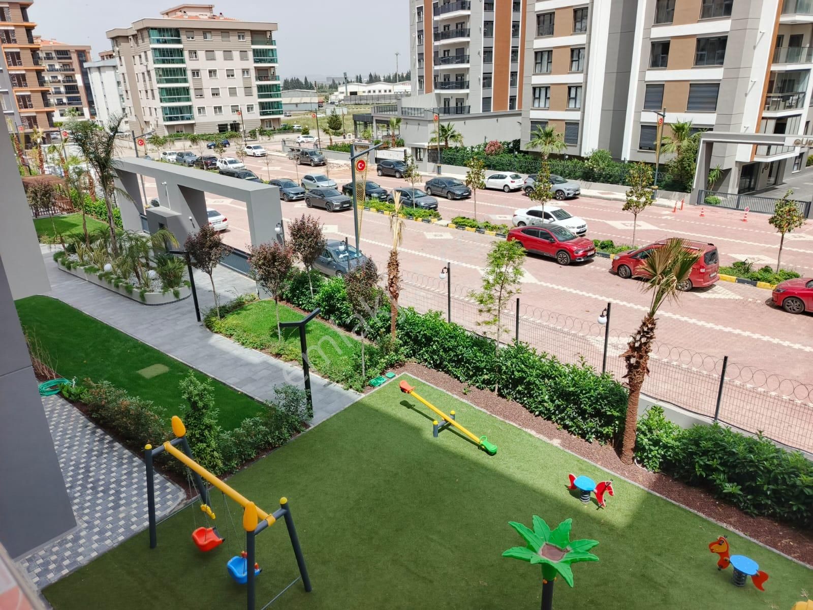 Menemen Koyunderede Havuzlu Lüx Sitede Arakat 3+1 Daire L-24 - Görsel 16