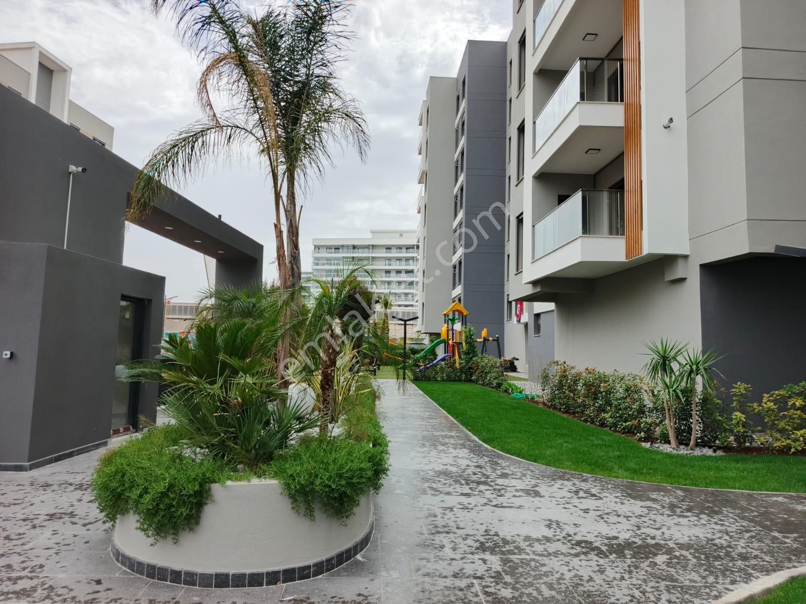 Menemen Koyunderede Havuzlu Lüx Sitede Arakat 3+1 Daire L-24 - Görsel 28