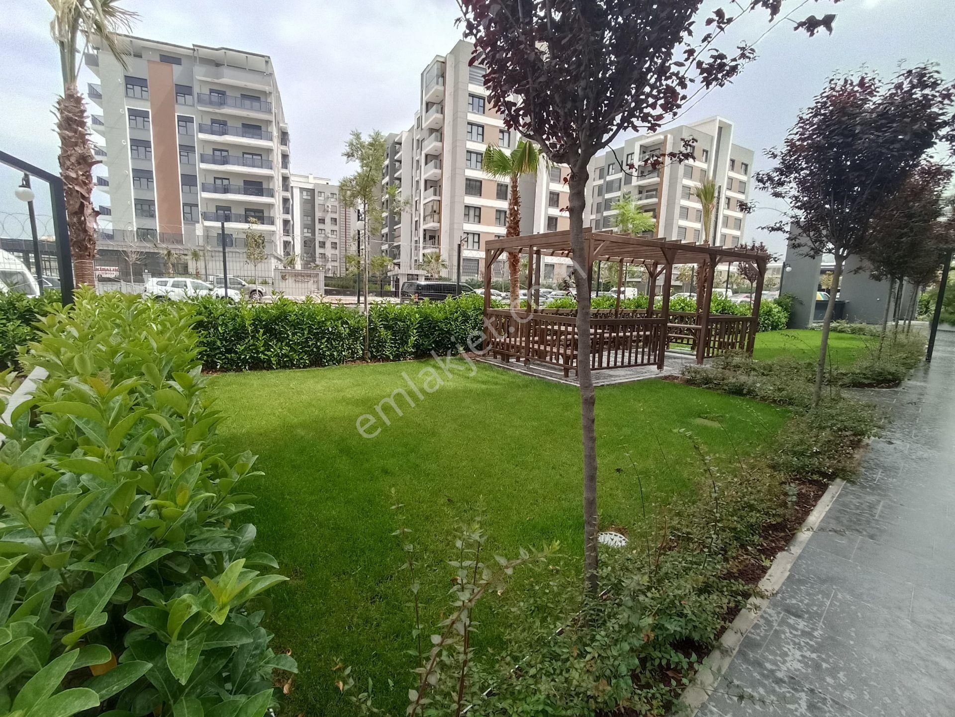 Menemen Koyunderede Havuzlu Lüx Sitede Arakat 3+1 Daire L-24 - Görsel 24