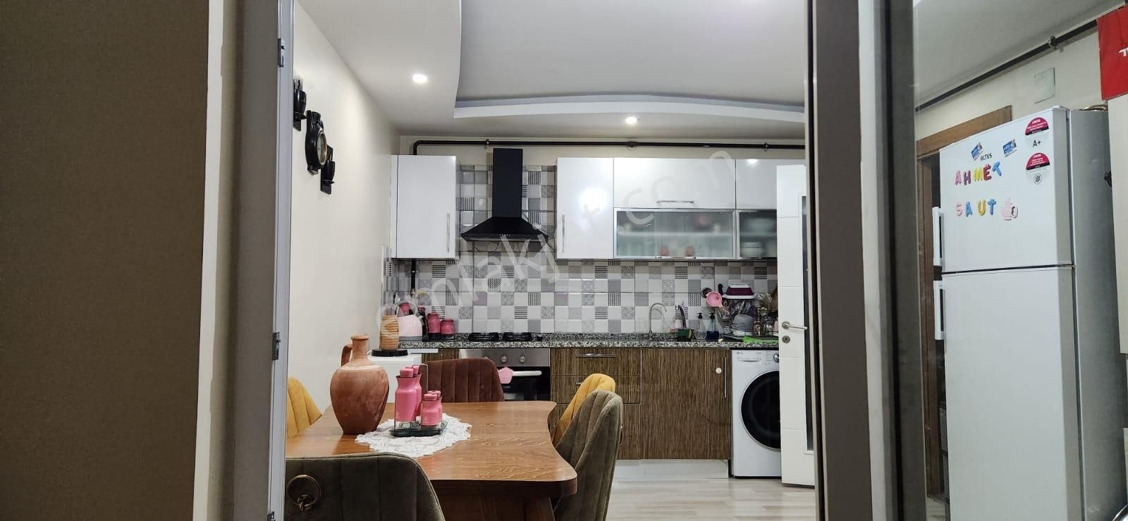 Adana Telliderede Metro Yoluna Yakın Konumda 2+1 Kiralık Daire !!!! Açıklamayı Okuyalım!!!