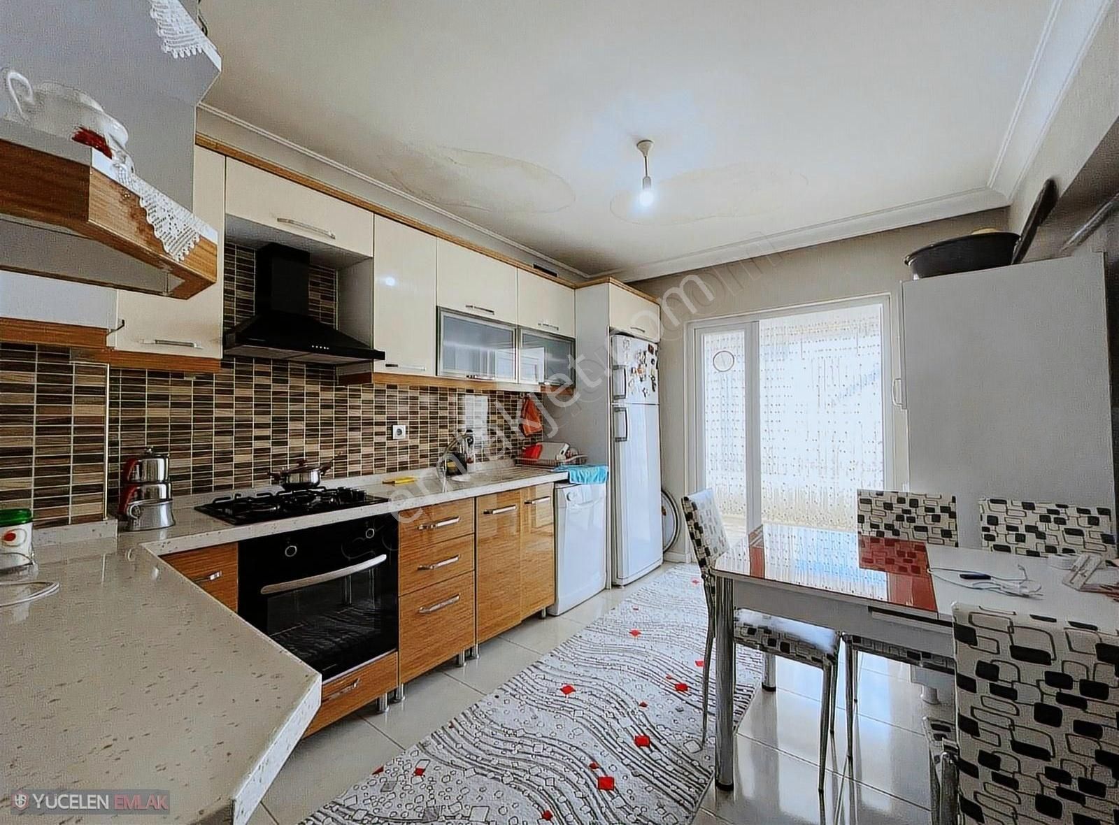 Yücelen Emlak'tan Güney Cephe Merkezde 4+1 Daire