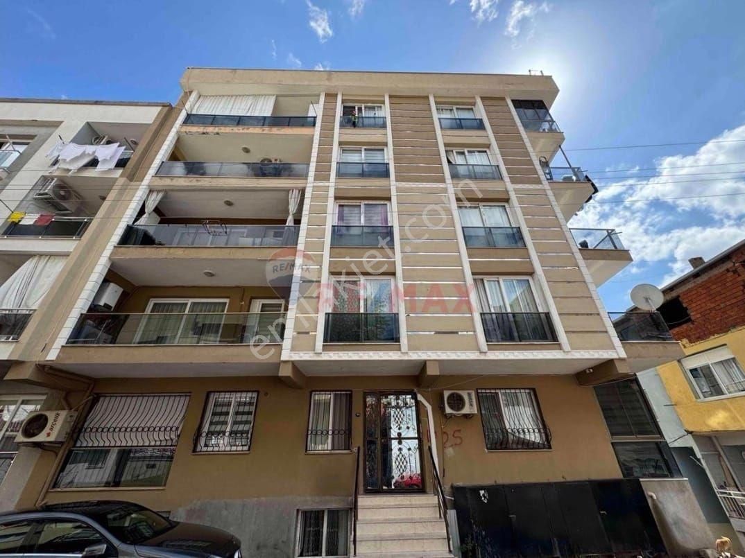 Bayraklı Muhittin Erener Mah. 2+1 Satılık Daire