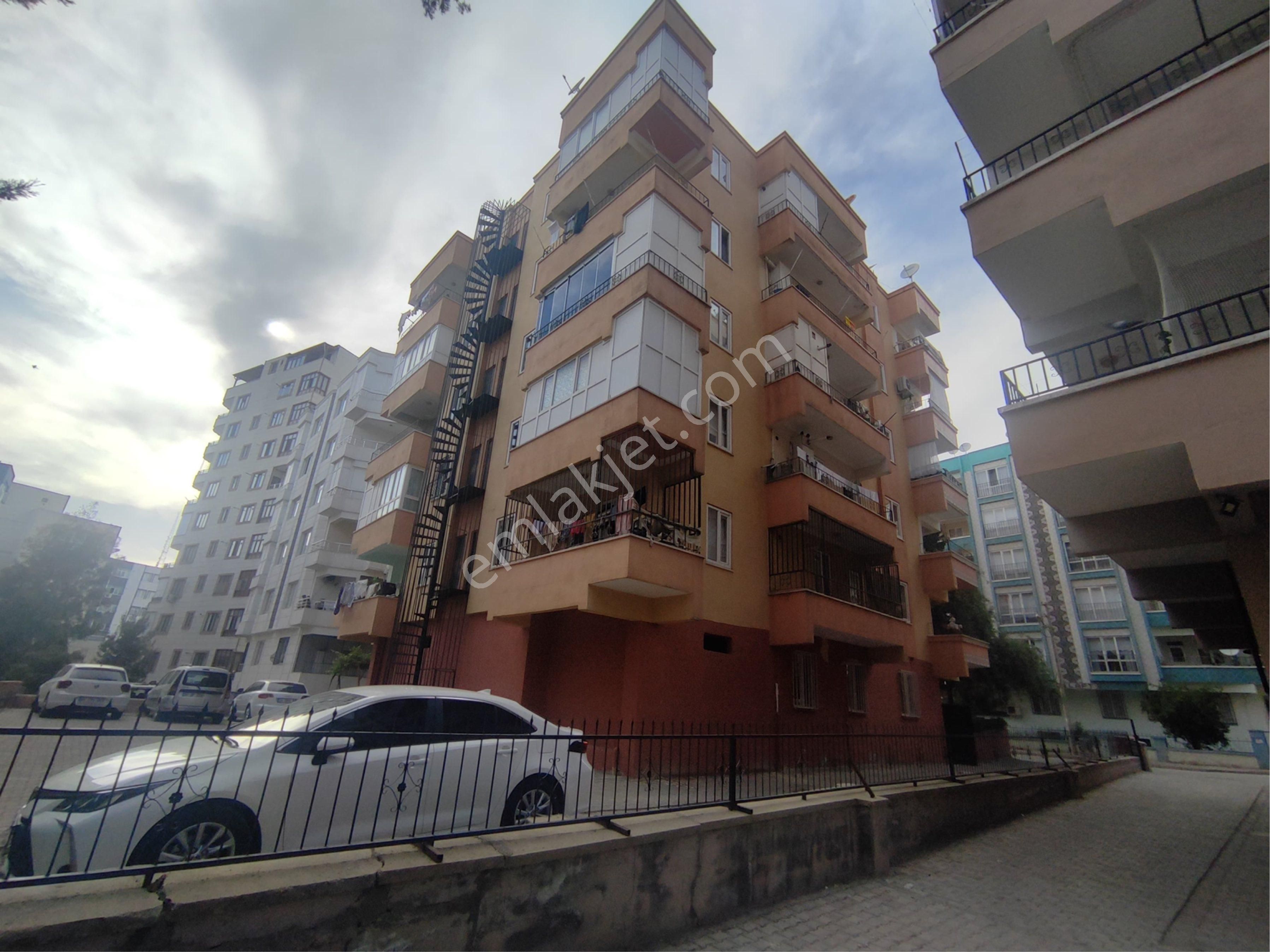 Kılıç Emlak’tan Karaköprü Akpiyar’da Satılık Daire
