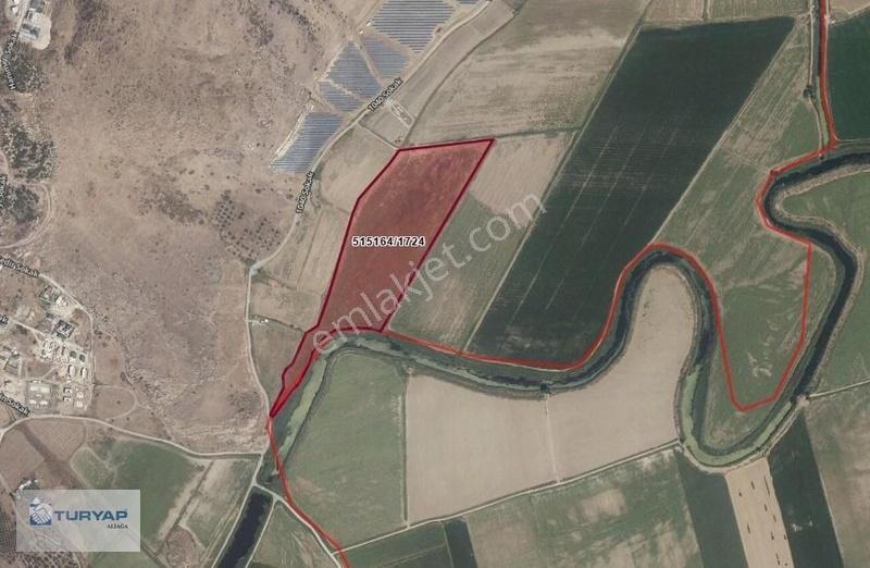 Foça Bağarasında 400m2 Elektrik Ve Suyu Mevcut Acil Satılık Arsa