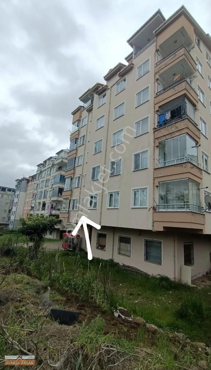 Şahincili Mahallesinde Satılık 95 M2 2+1 1.kat