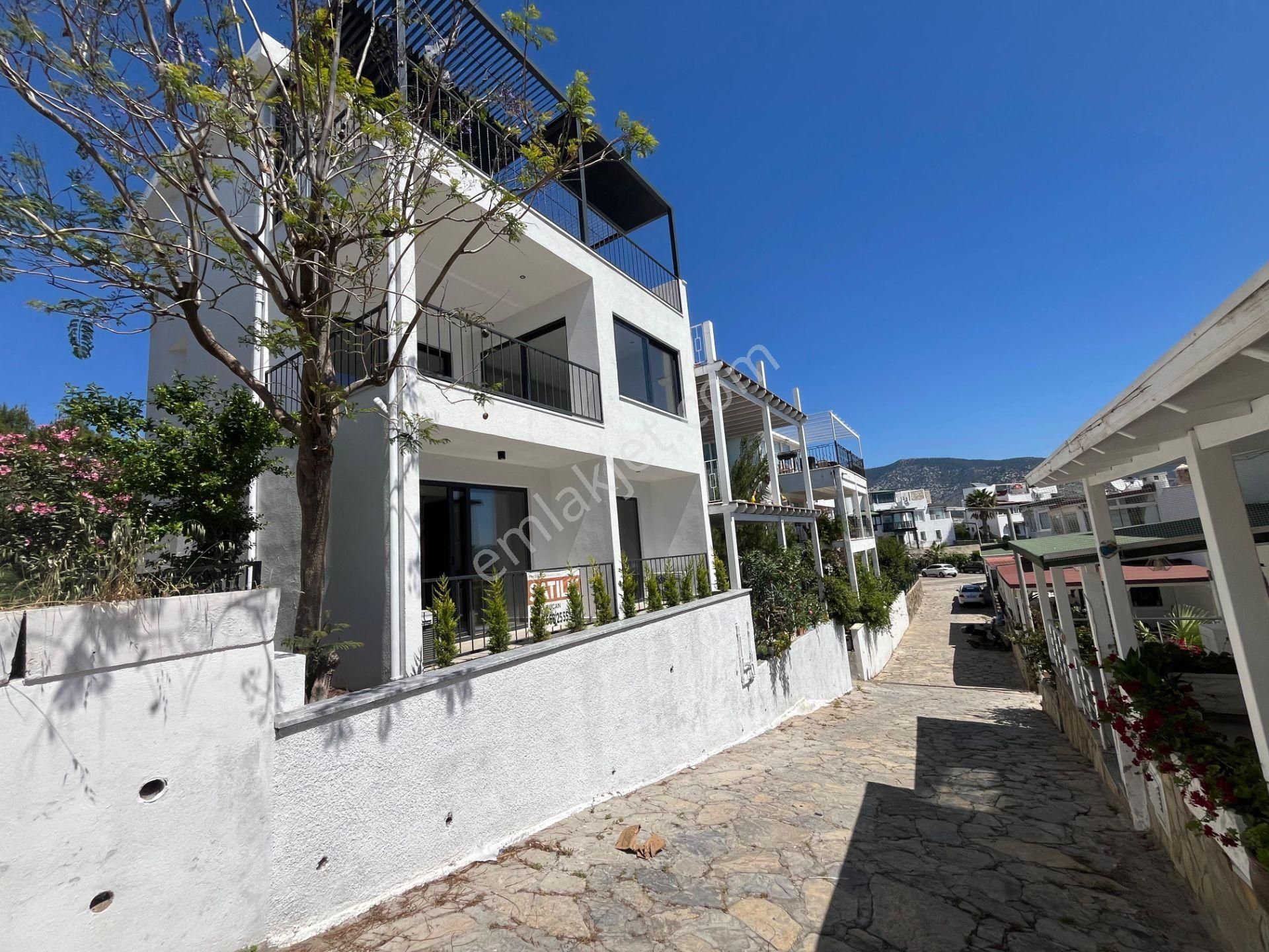 Bodrum Bitez'de Satılık Tam Müstakil Renove Edilmiş Villa - Görsel 6