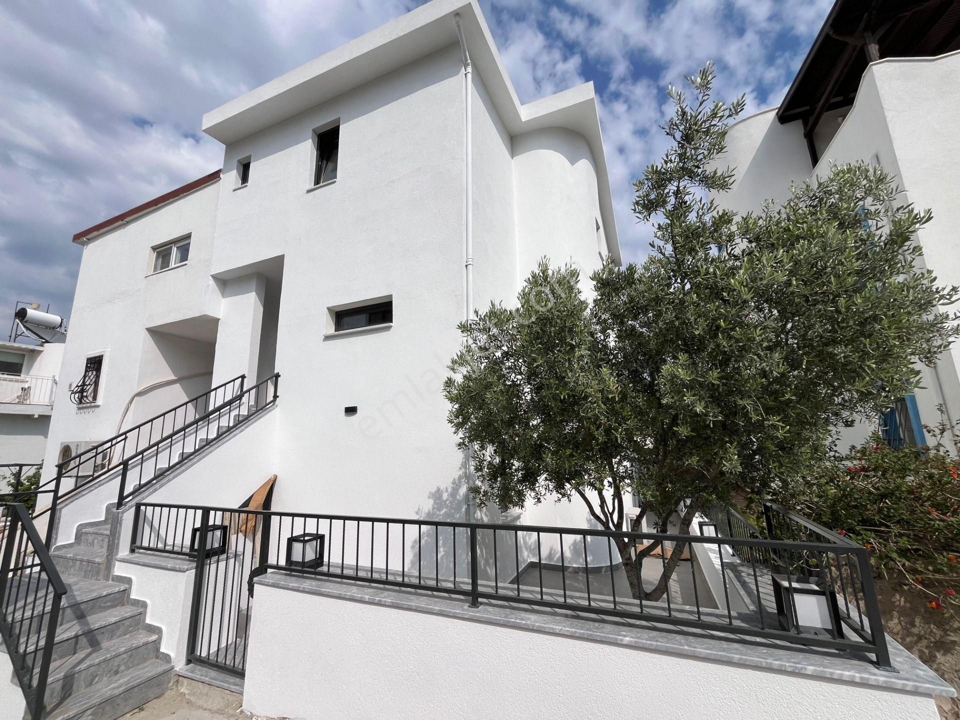 Bodrum Bitez'de Satılık Tam Müstakil Renove Edilmiş Villa - Görsel 9