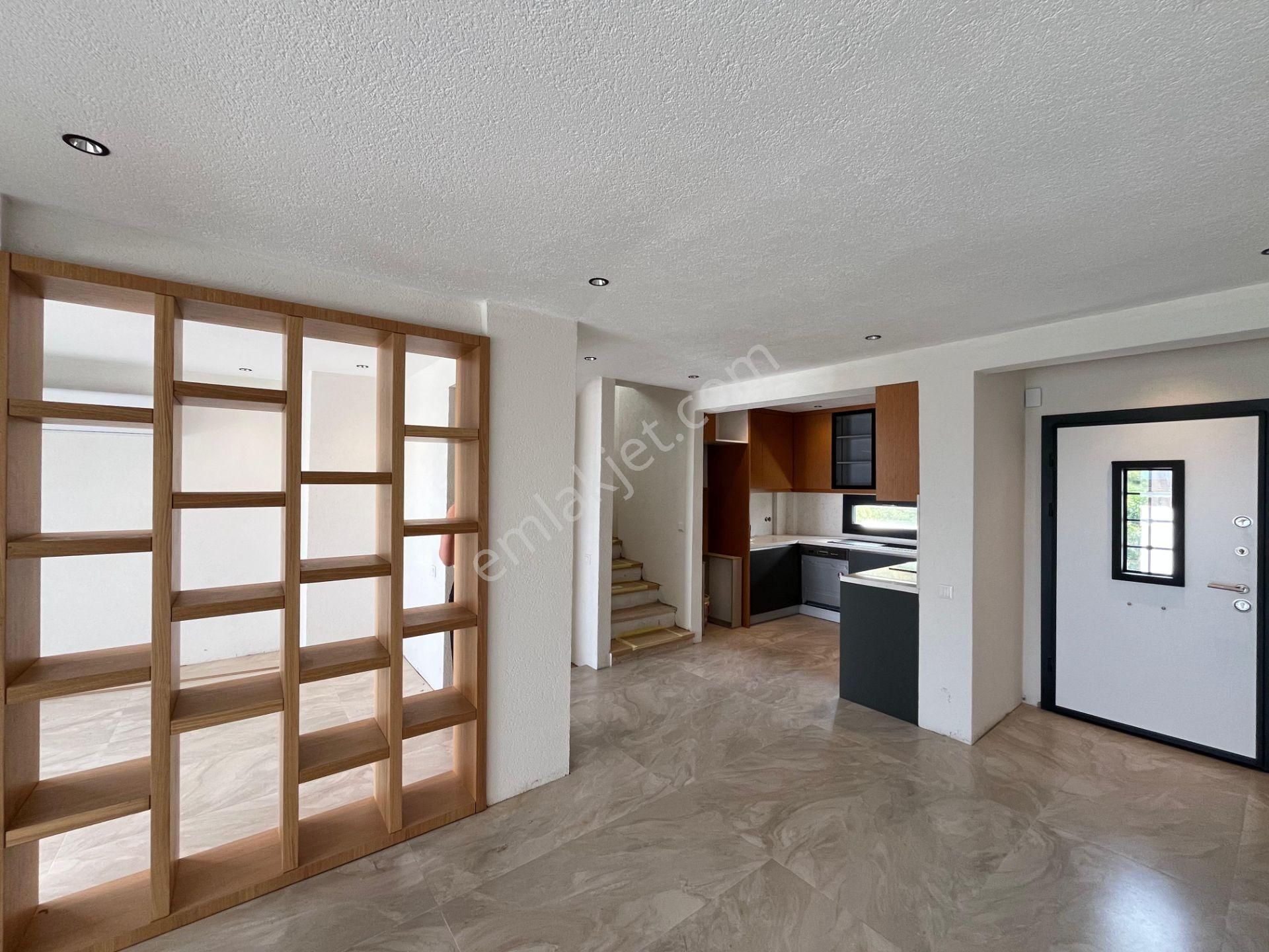 Bodrum Bitez'de Satılık Tam Müstakil Renove Edilmiş Villa - Görsel 14