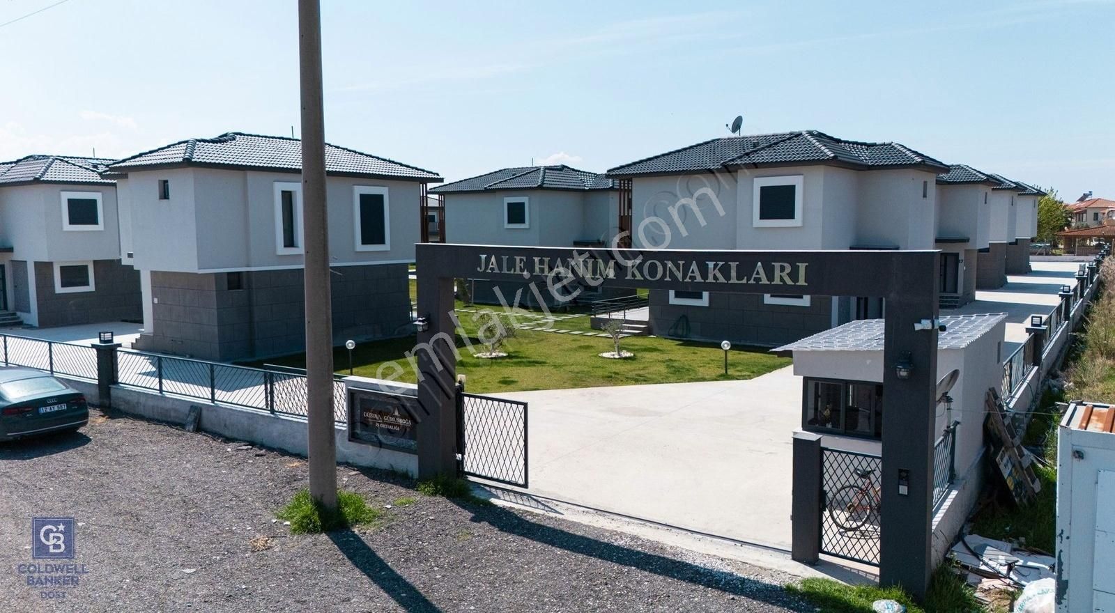 Çandarlıda Site İçinde , Havuzlu , Özel Otoparklı Müstakil Villa - Görsel 23