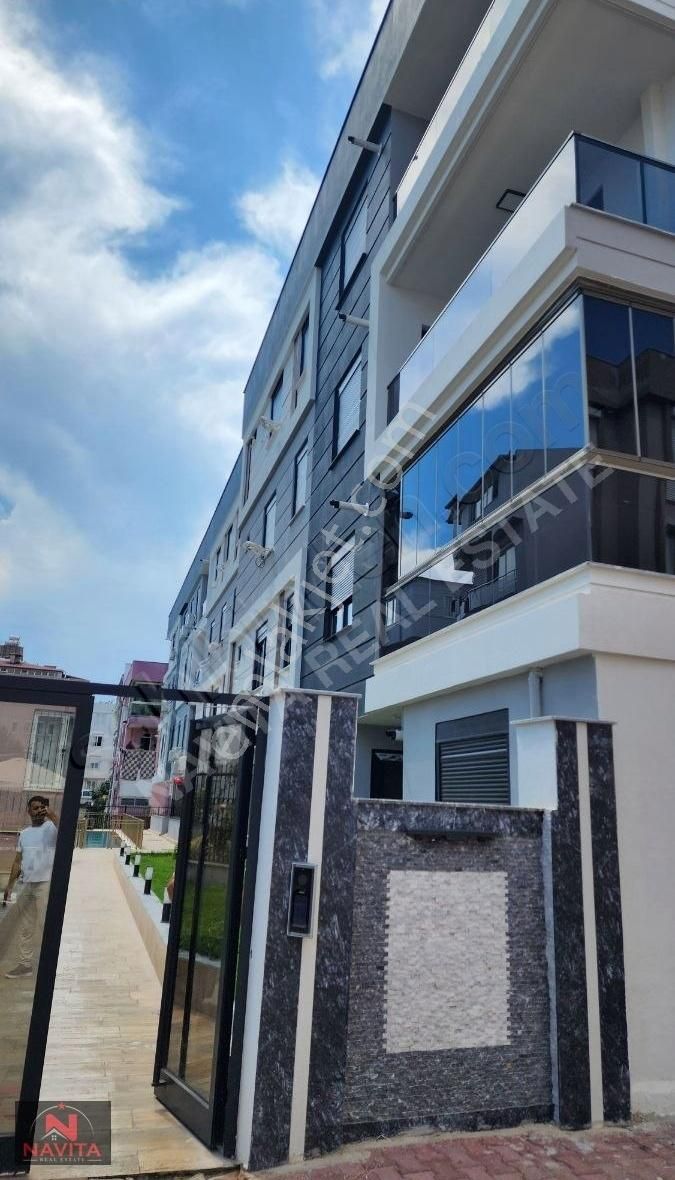 Yüksekalanda Kiralık 1+1havuzlu Sitede
