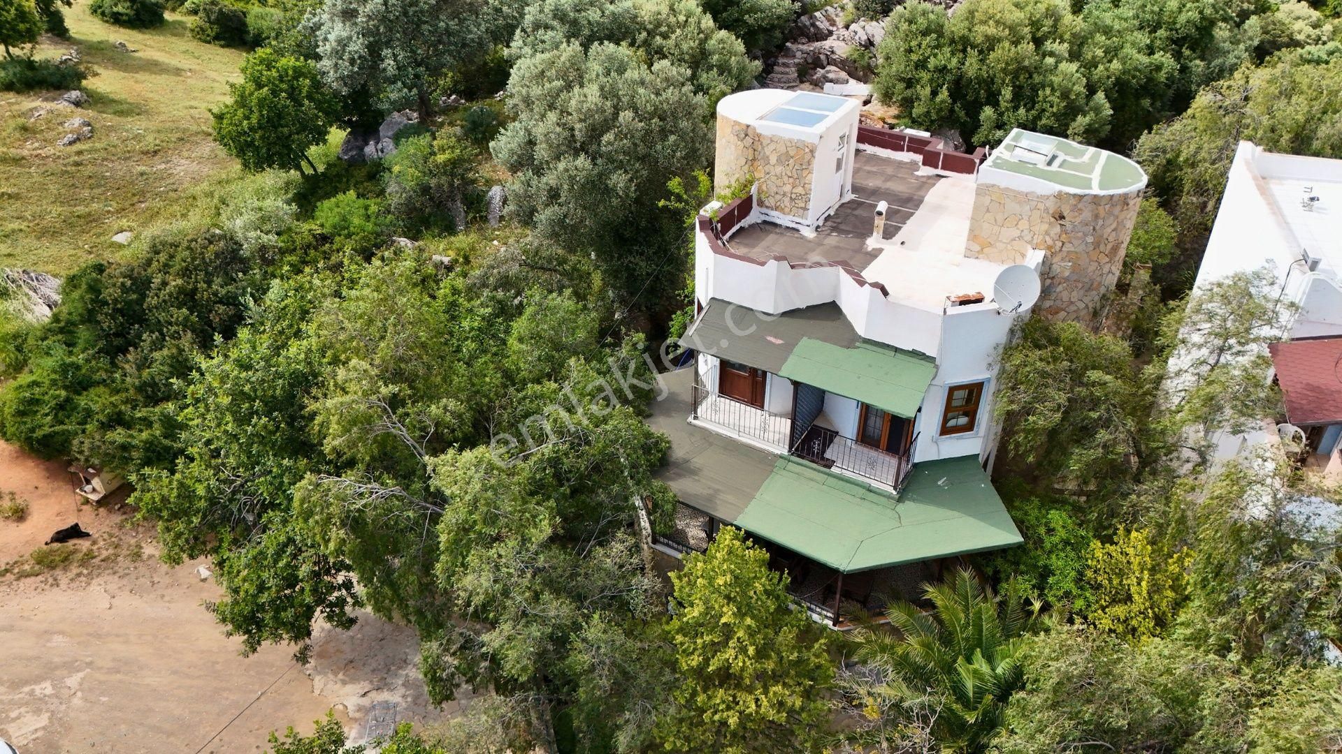 Bodrum Merkezde, Yatırım Fırsatı, 3 Ayrı Tapulu Müstakil Ev