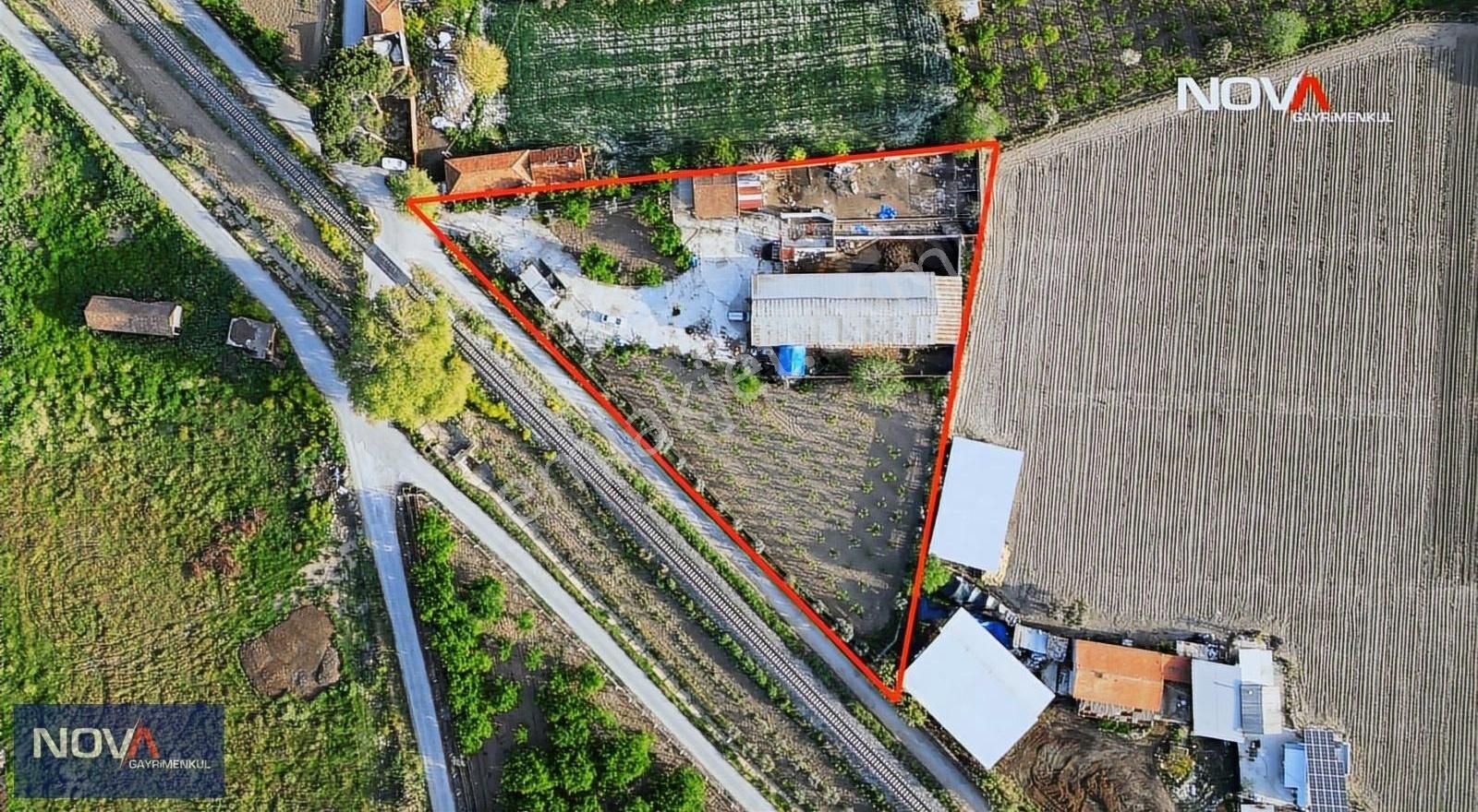 Nova'dan 9. Mıntıka'da Satılık 5 Dönüm Ruhsatlı Besi Çiftliği