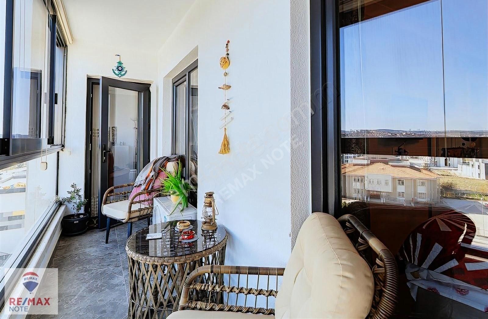 Meydan Cadde Sitesi Merkezi Konum 2+1 Satılık Daire