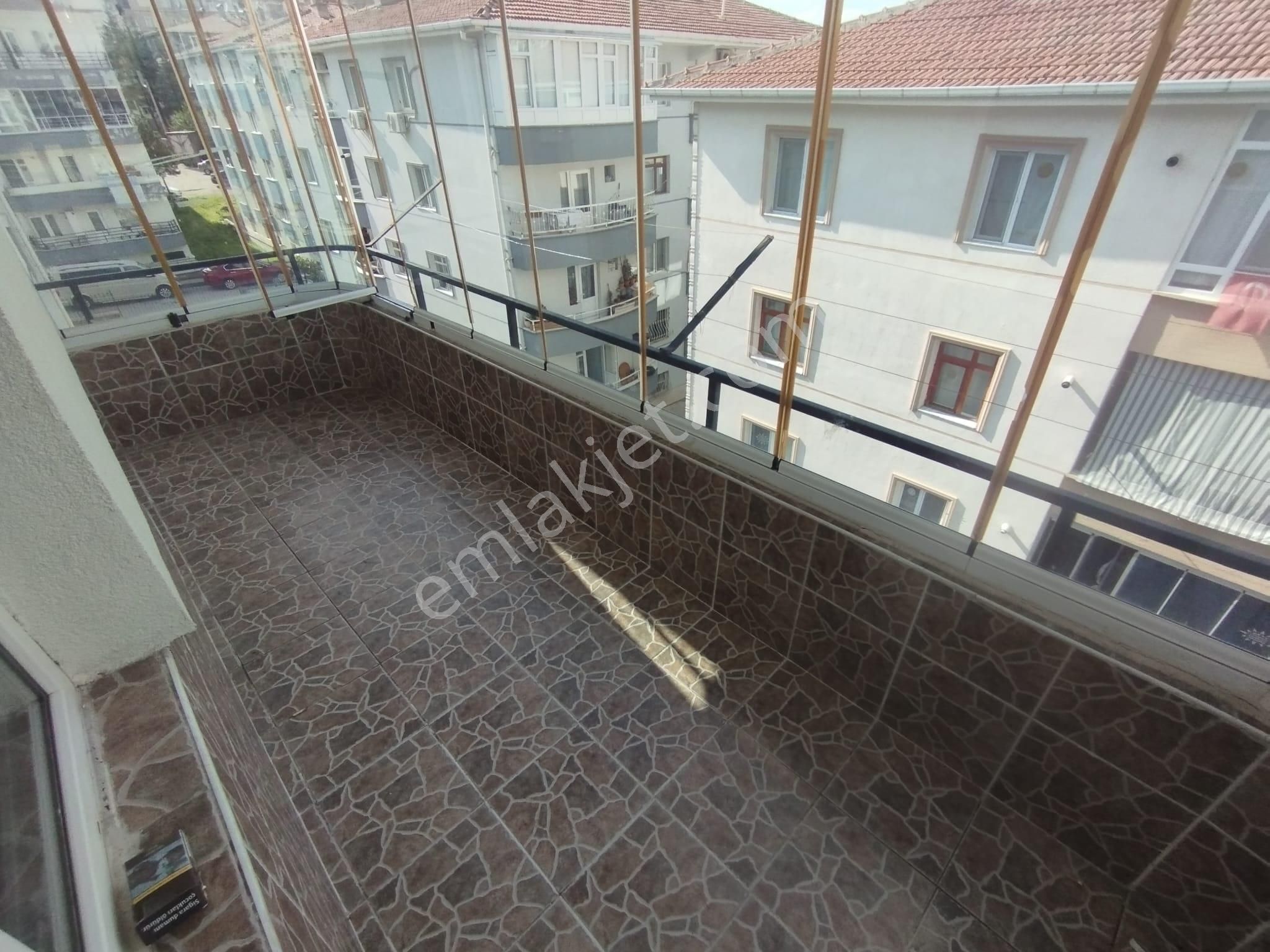 Örnek Emlak'tan Selçuklu Mh. 2+1 Bağımsız Masrafsız Geniş Cam Balkon Kiralık Daire