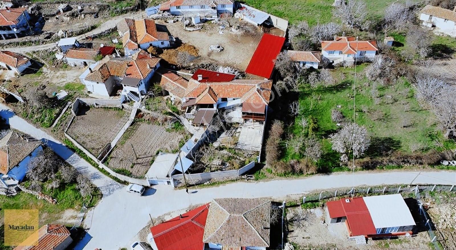 Mayadan Yoğuntaş'ta Satılık Ev Ve Arsası