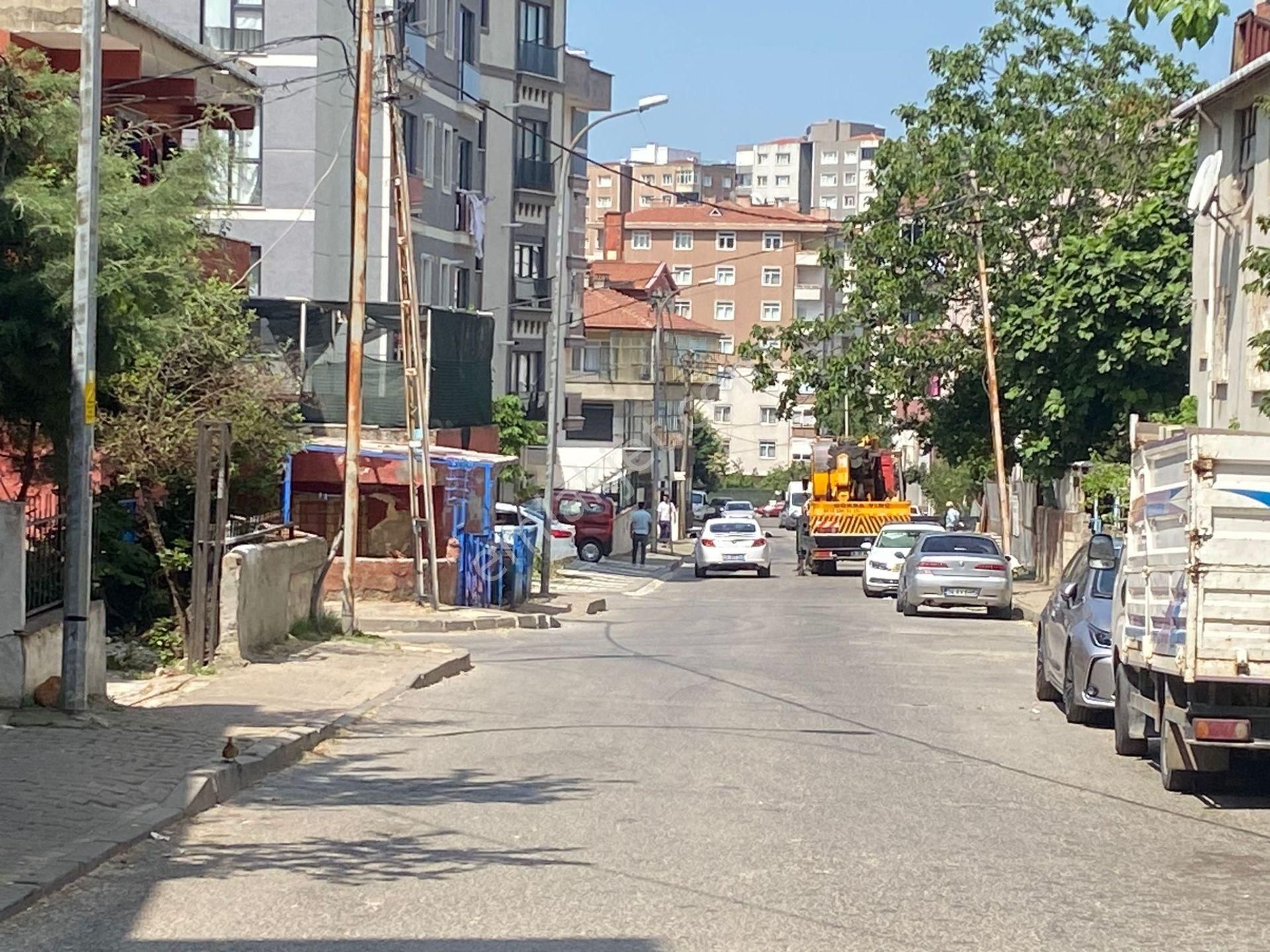 Kartal Soğanlıkta Kiralık Düz Giriş Cadde Üstü 100 M2 Net Dükkan