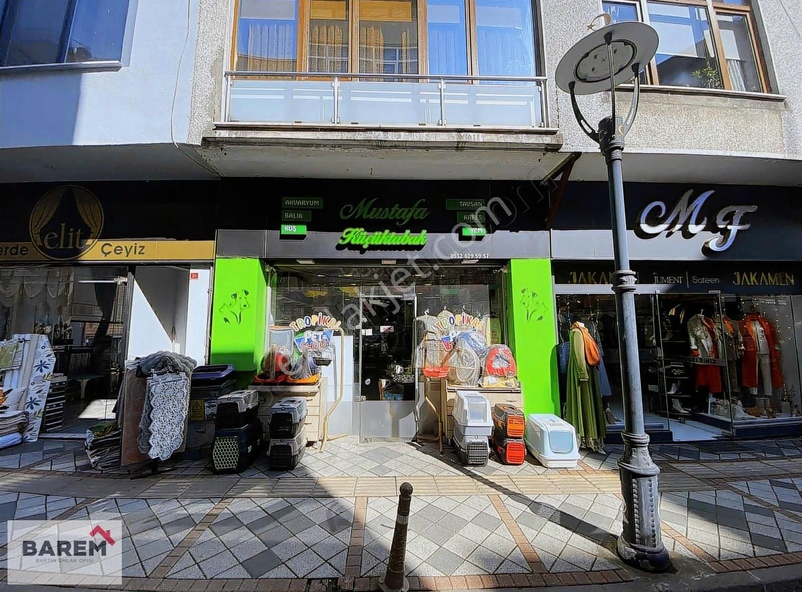 Karakaş Caddesi 95m2 Satılık Dükkan