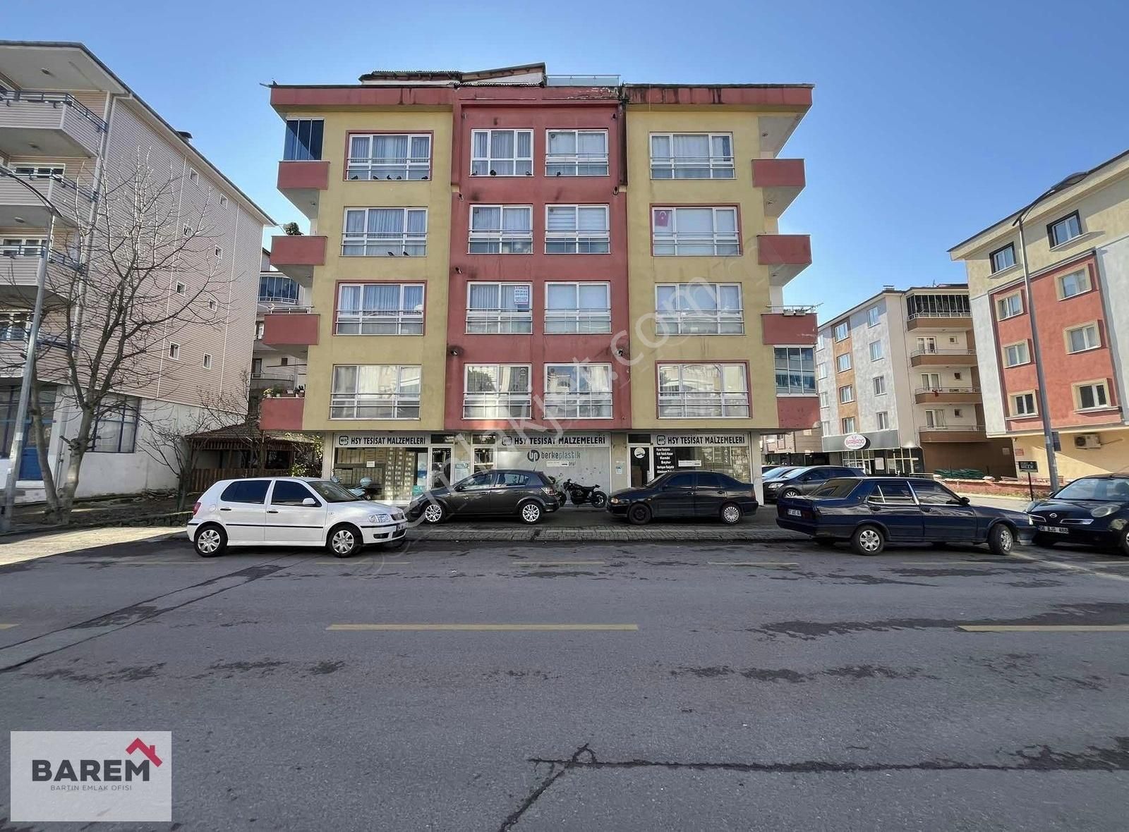 Valilik Bölgesi, 120m2, 3+1, Ara Kat, Ön Cephe
